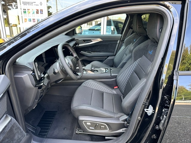 RENAULT Austral 1.2 HEV 200 esprit Alpine A-image-12