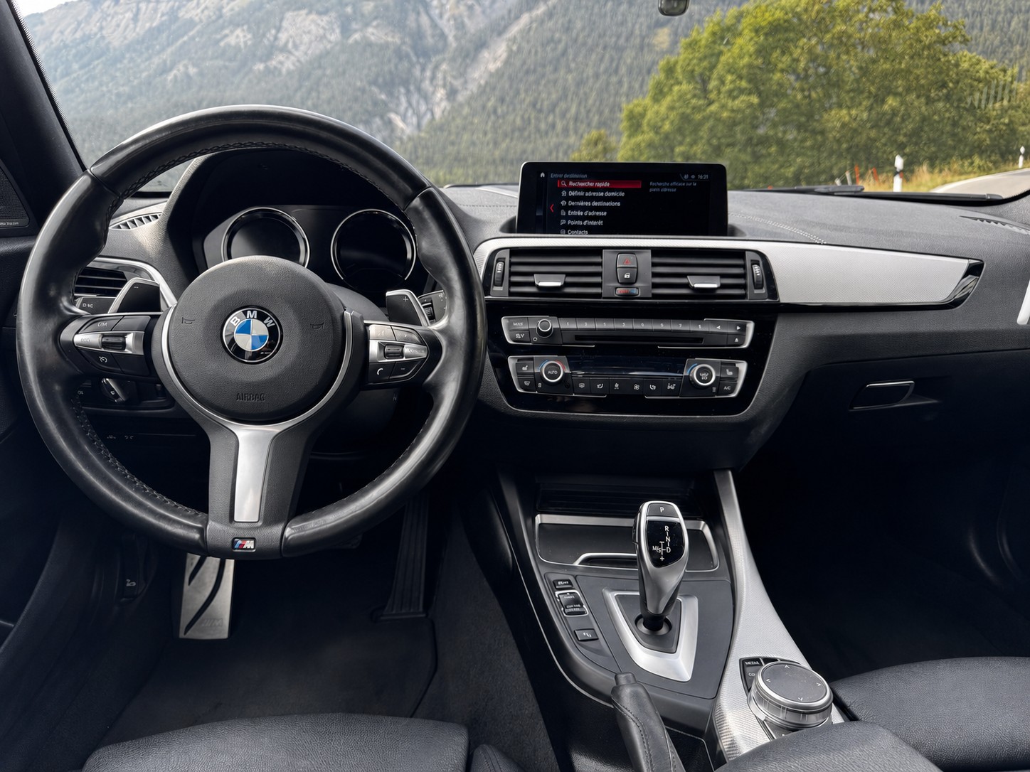 BMW M140i xDrive Steptronic Special Edition (CH)-image-5