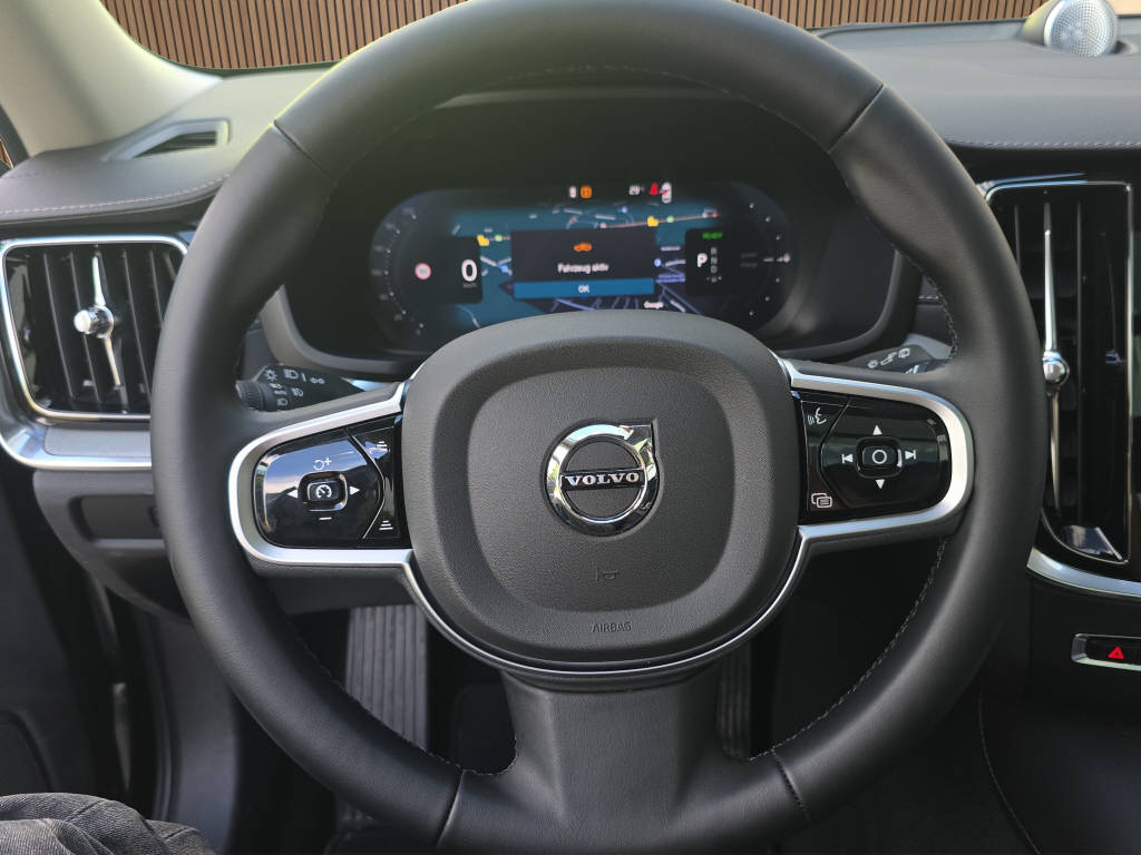 VOLVO V60 2.0 T6 TE Ultra Bright eAWD-image-13