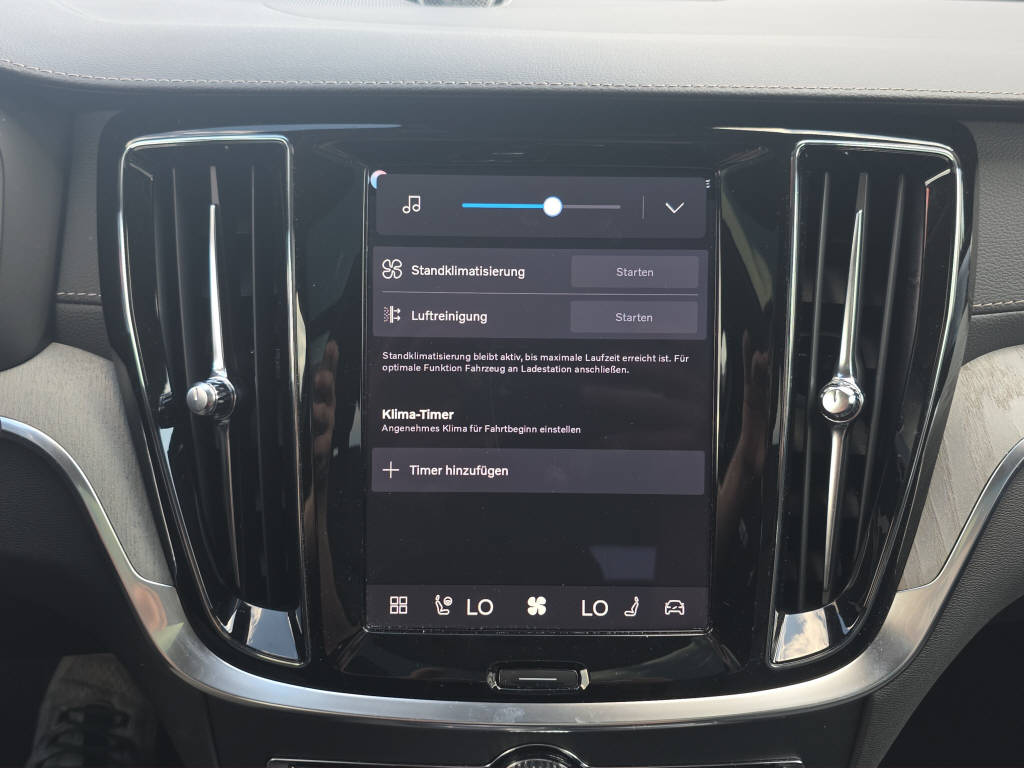 VOLVO V60 2.0 T6 TE Ultra Bright eAWD-image-17