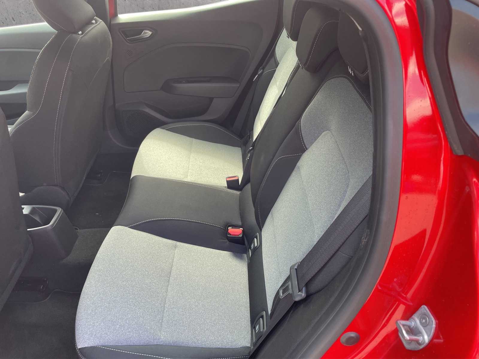 MITSUBISHI Colt 1.0 Invite-image-10