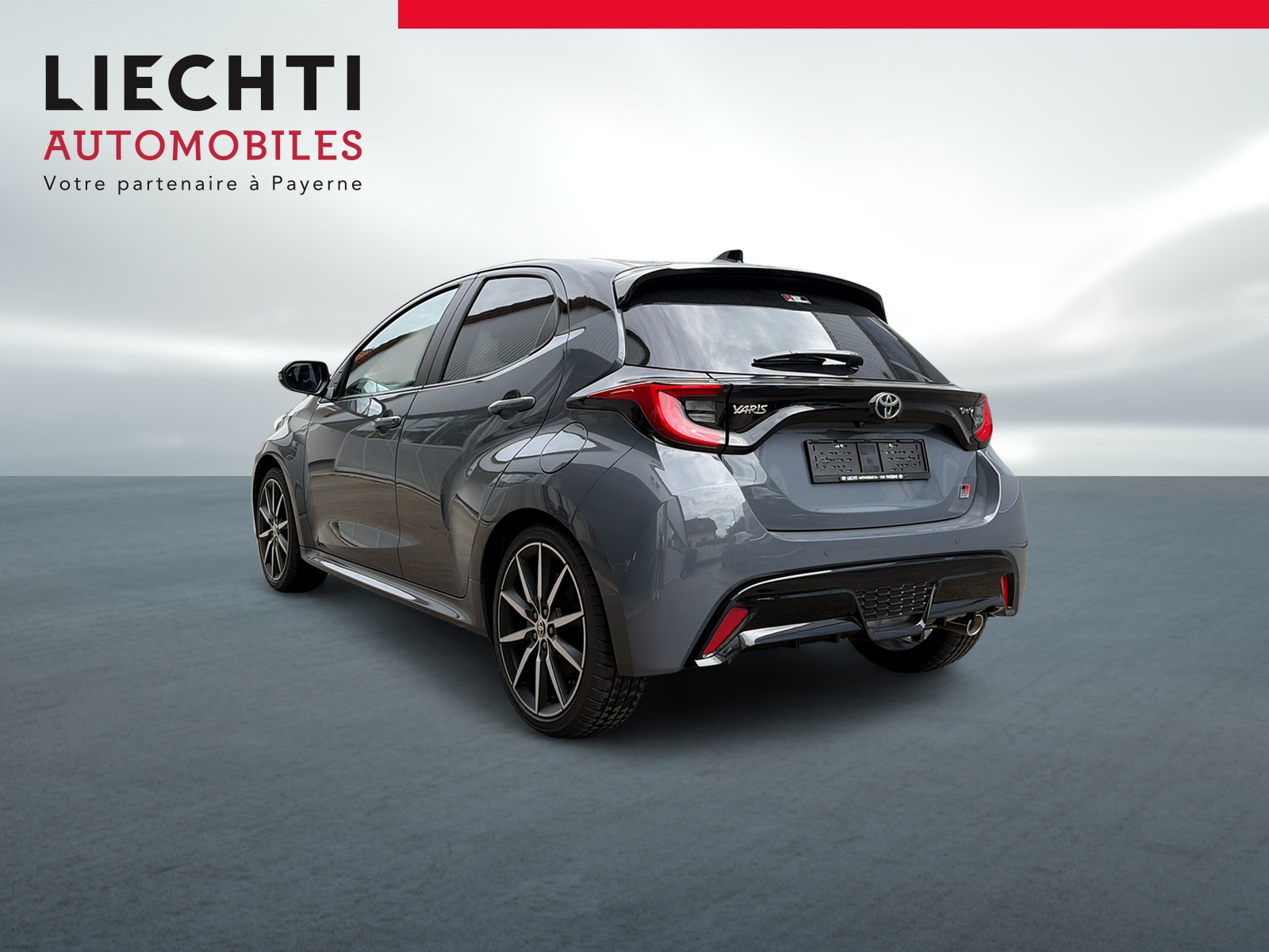 TOYOTA Yaris 1.5 GR Sport e-CVT-showroom-element-2