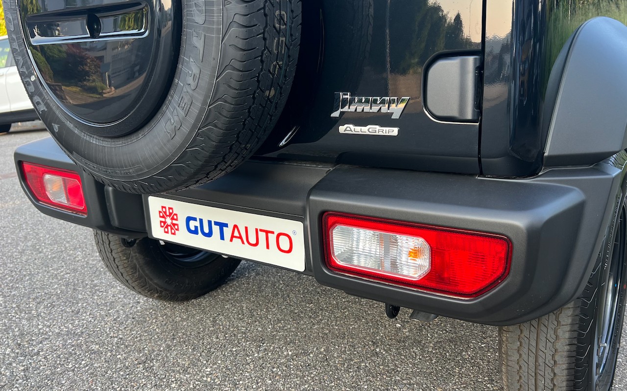 SUZUKI JIMNY 1.5 COMPACT+ 4x4 | 2 PLATZER | MANUEL-image-8