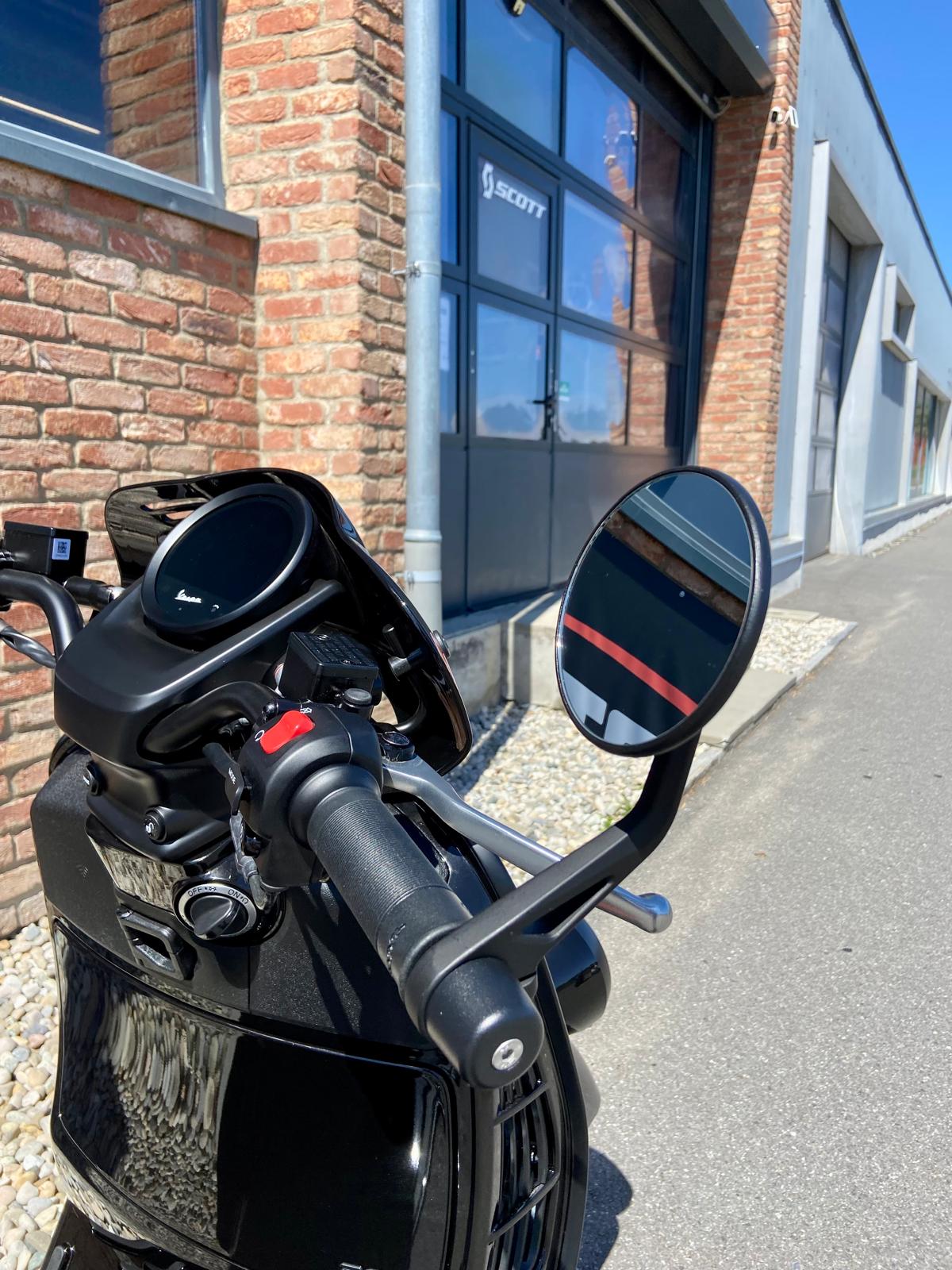 PIAGGIO Vespa GTV 300-image-7