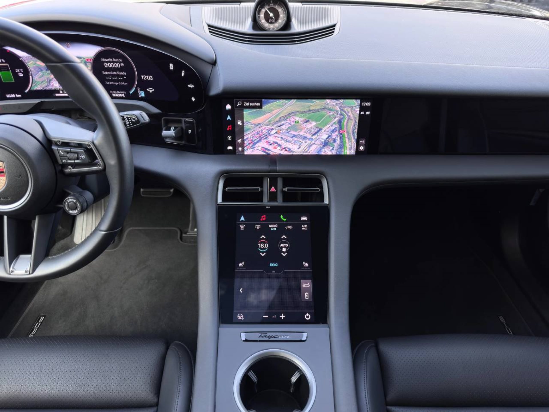 PORSCHE Taycan 4S Cross Turismo-image-17