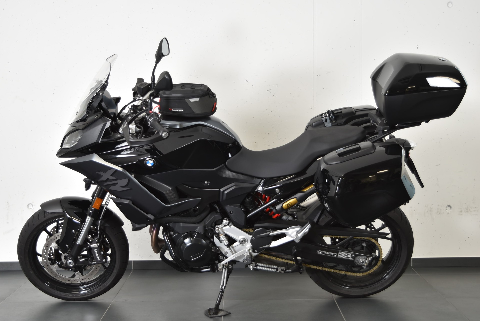 BMW F 900 XR A2