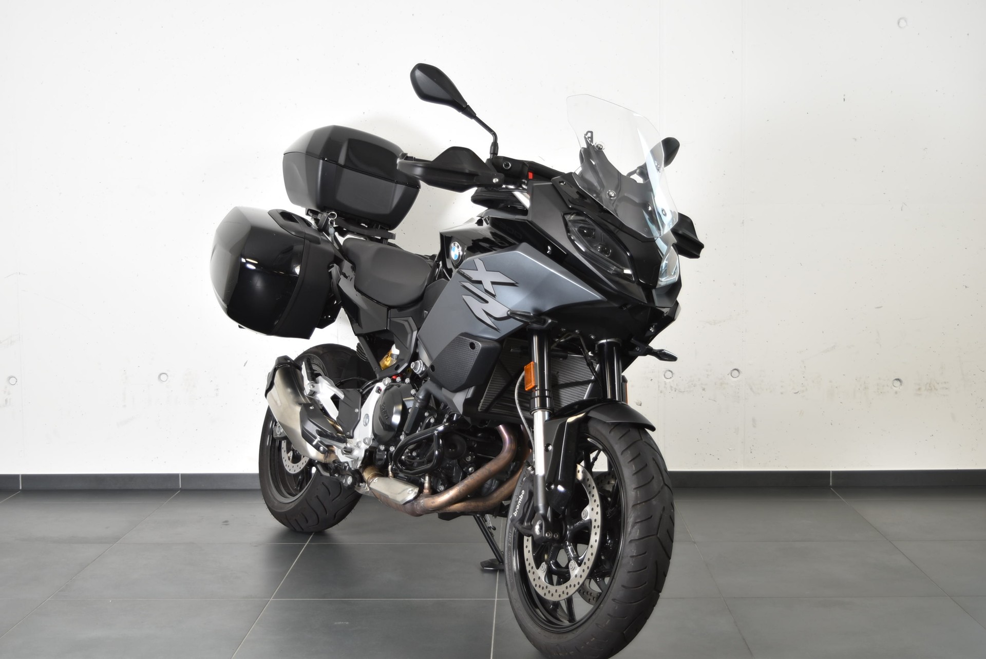 BMW F 900 XR A2-showroom-element-2