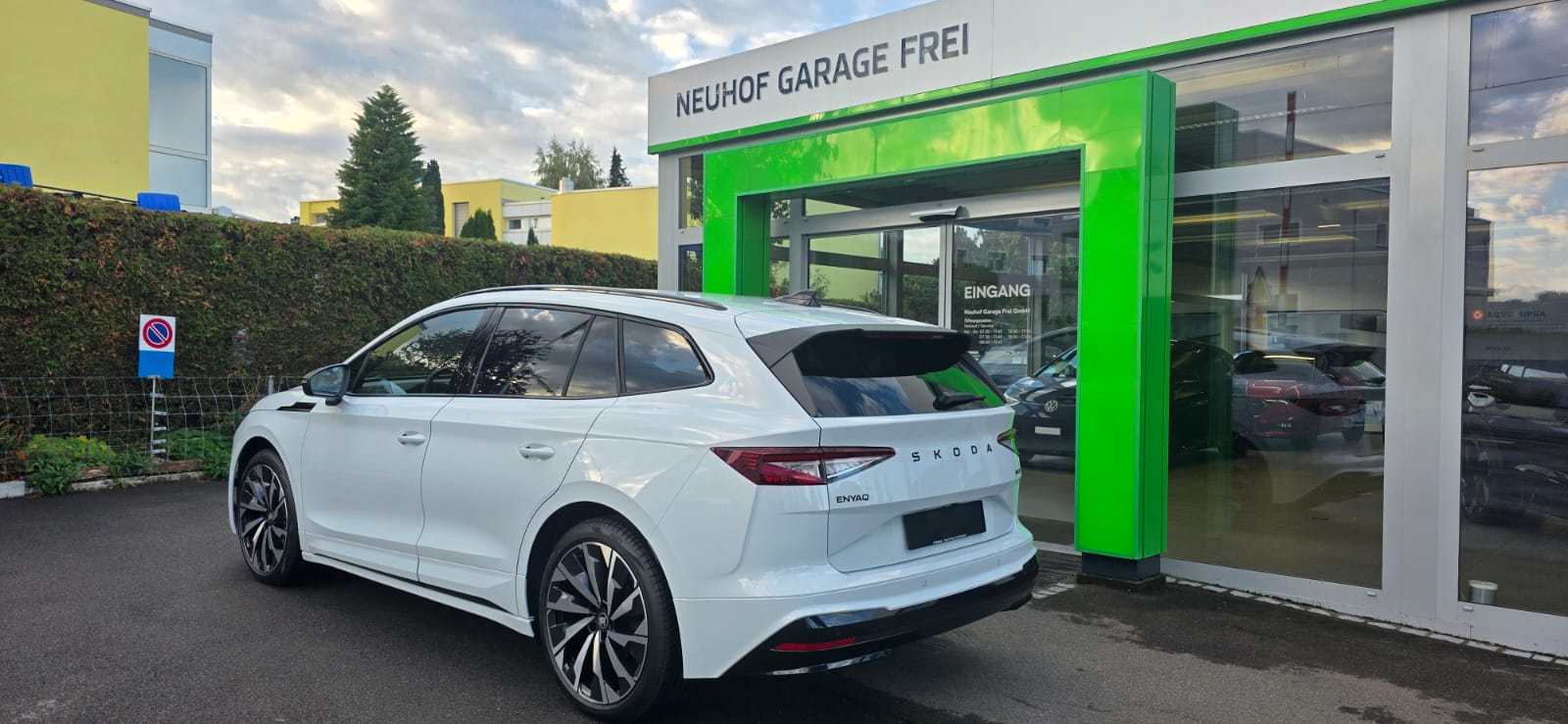 SKODA Enyaq 85x Sportline 4x4-showroom-element-2