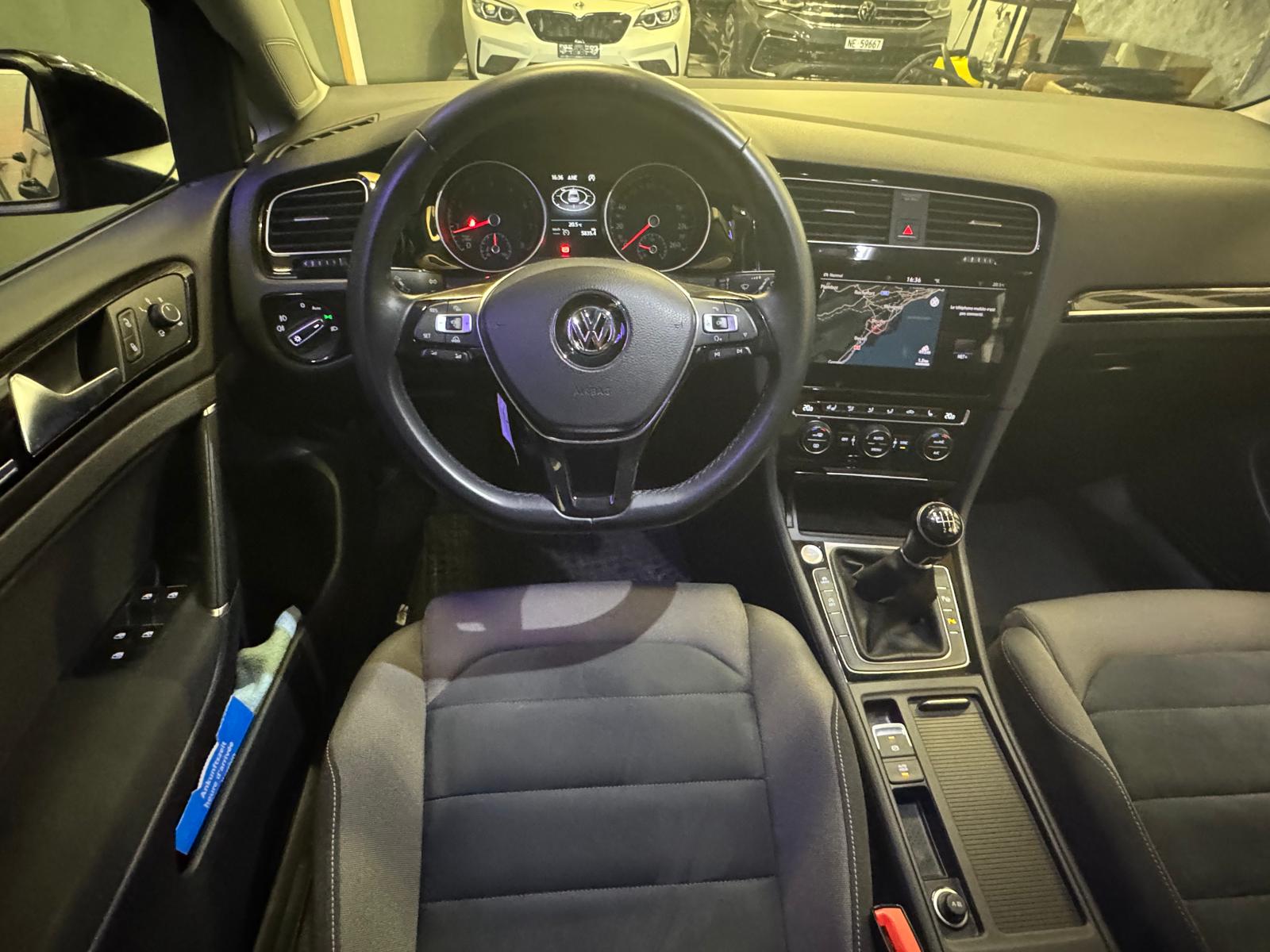 VW Golf 1.5 TSI EVO Highline-image-15