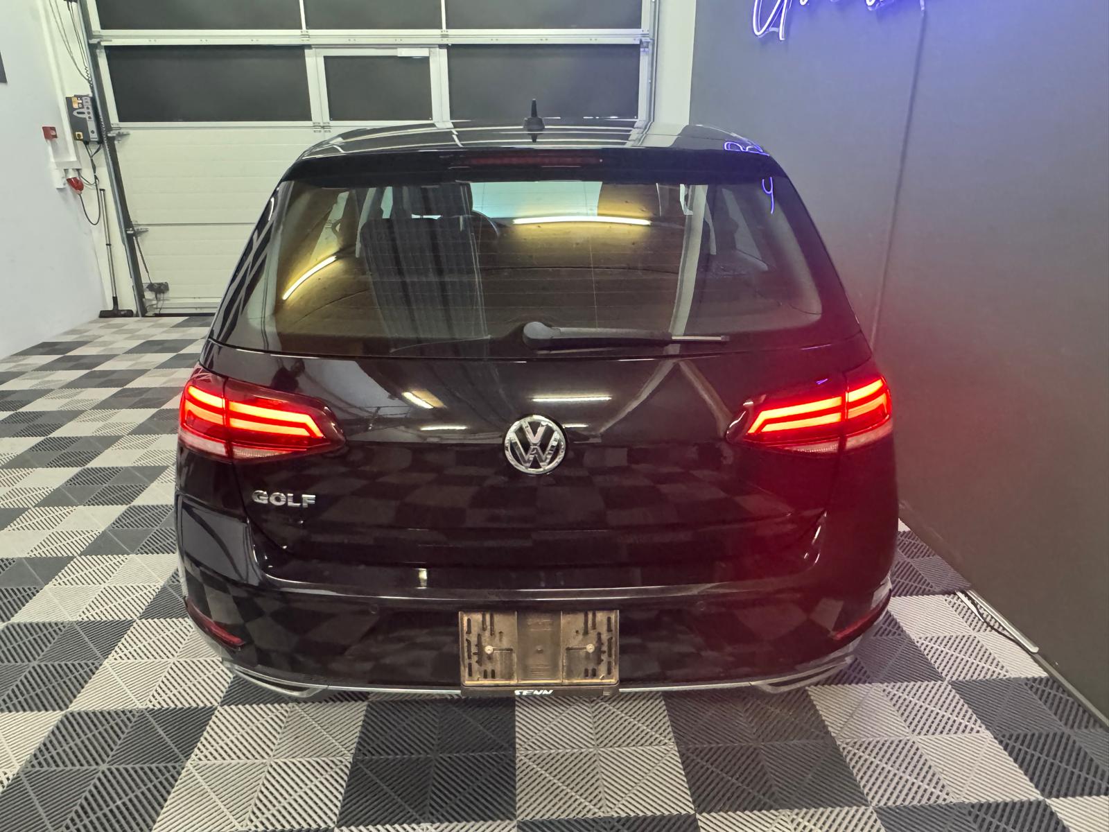 VW Golf 1.5 TSI EVO Highline-image-4