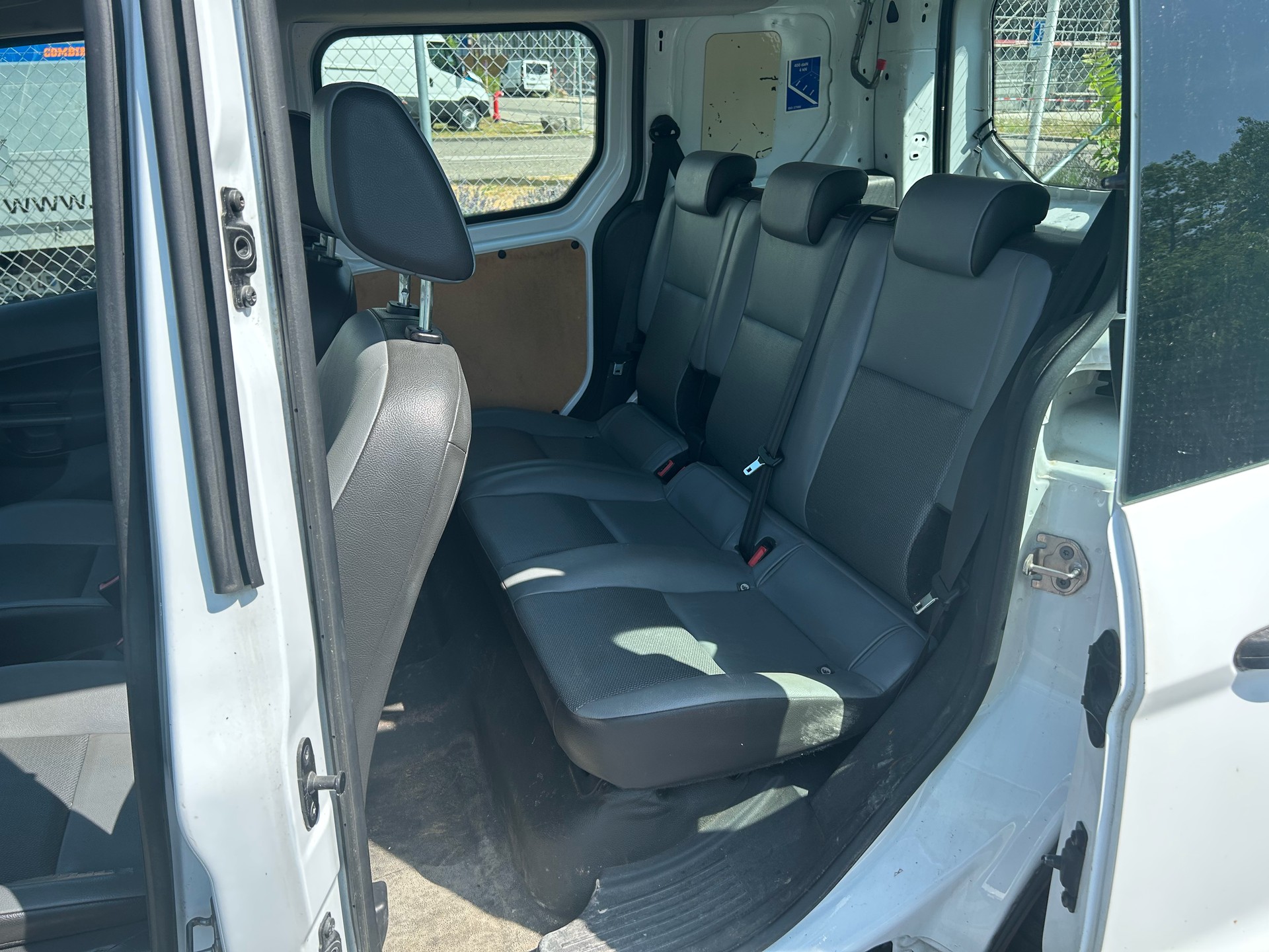 FORD Transit Connect Van T220 DCIV 1.6 TDCi Trend-image-9