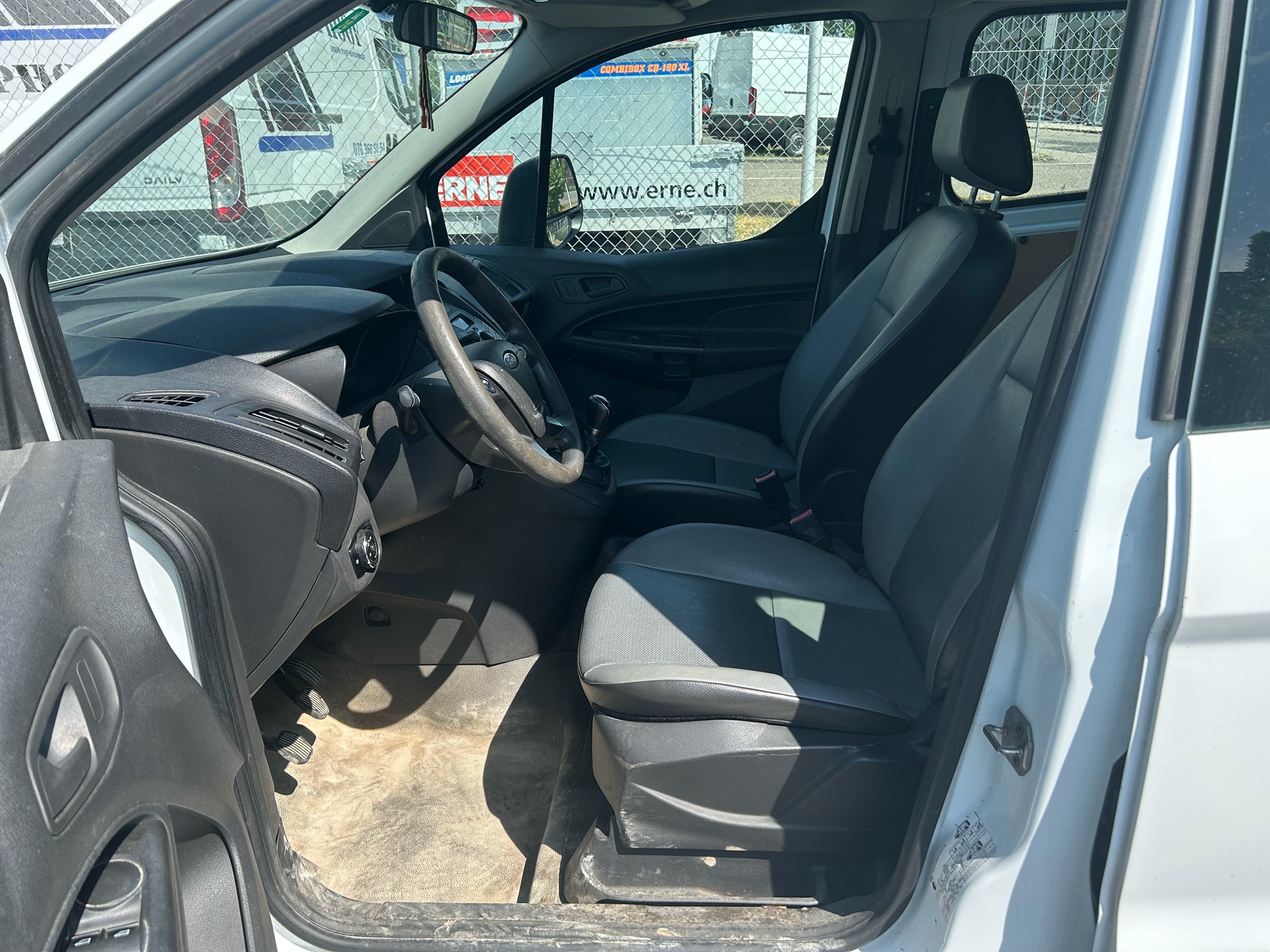 FORD Transit Connect Van T220 DCIV 1.6 TDCi Trend-image-10