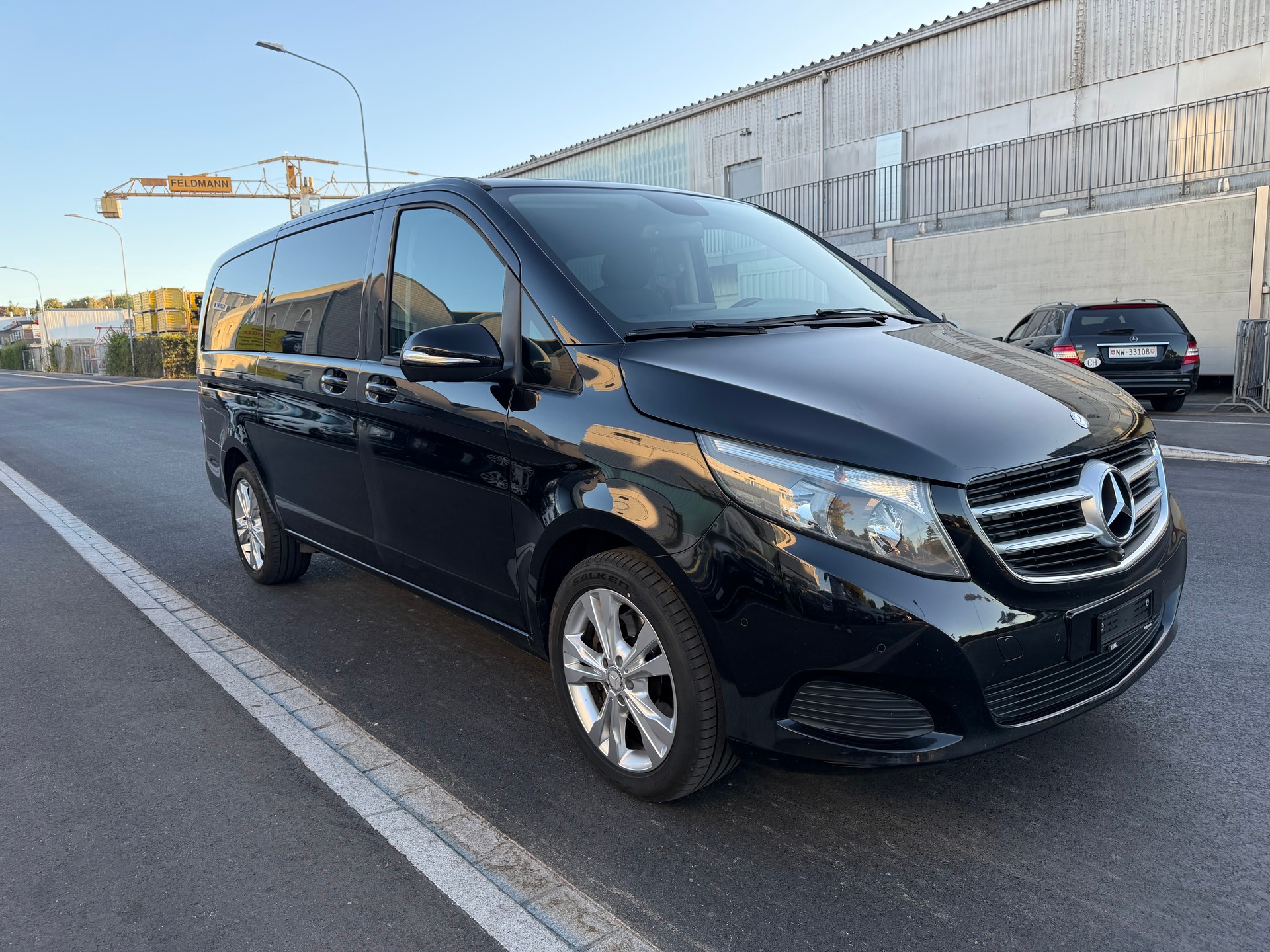 MERCEDES-BENZ V 250 d lang 4Matic 7G-Tronic-showroom-element-3