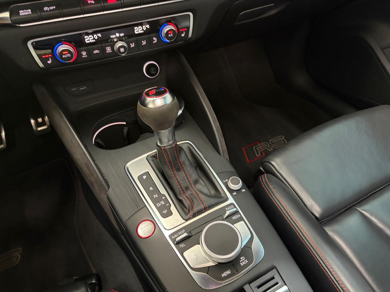 AUDI RS3 Sportback 2.5 TSI quattro S-tronic - Toit ouvrant *MFK / Service du jour*-image-23