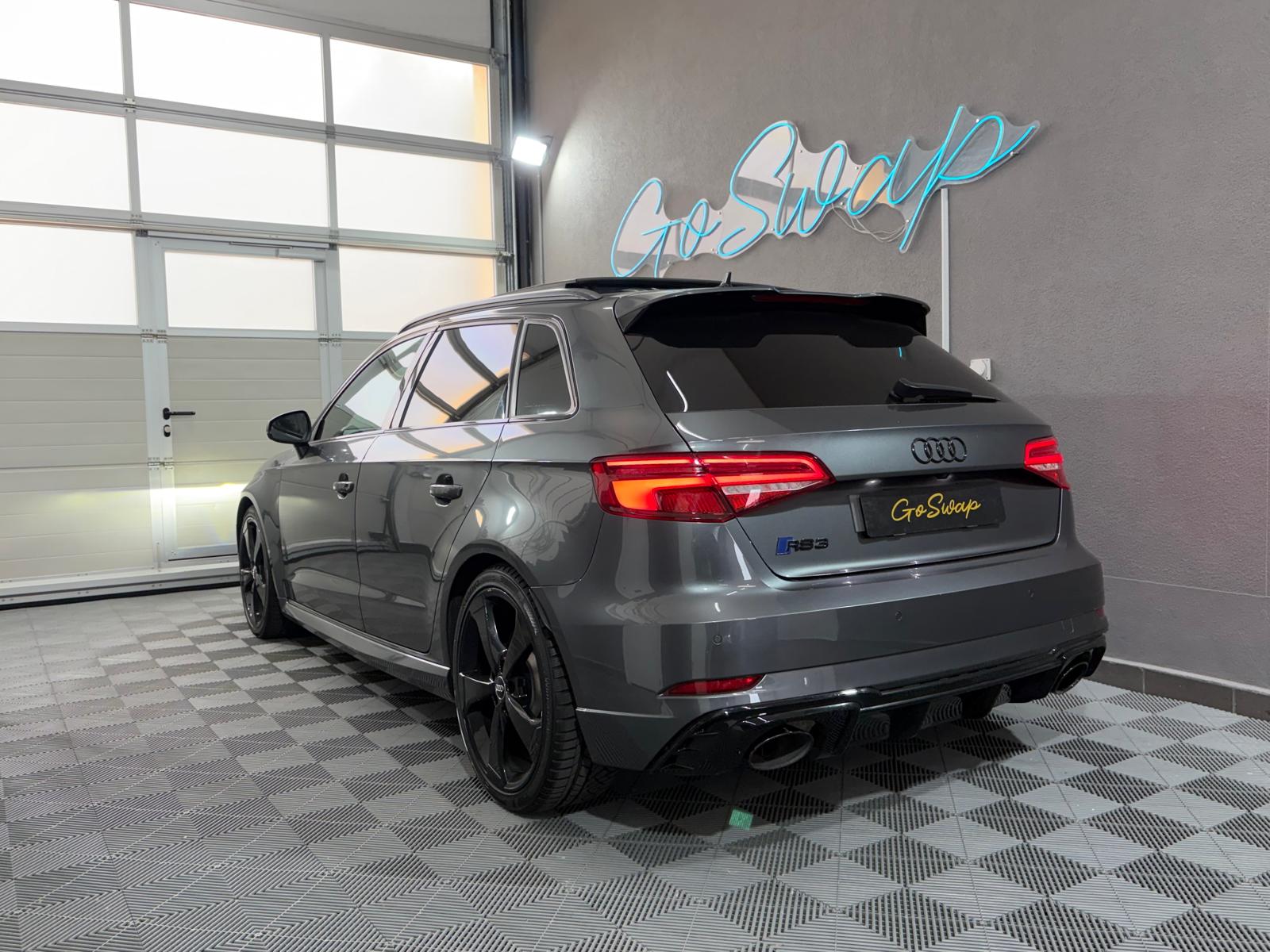 AUDI RS3 Sportback 2.5 TSI quattro S-tronic - Toit ouvrant *MFK / Service du jour*-image-5