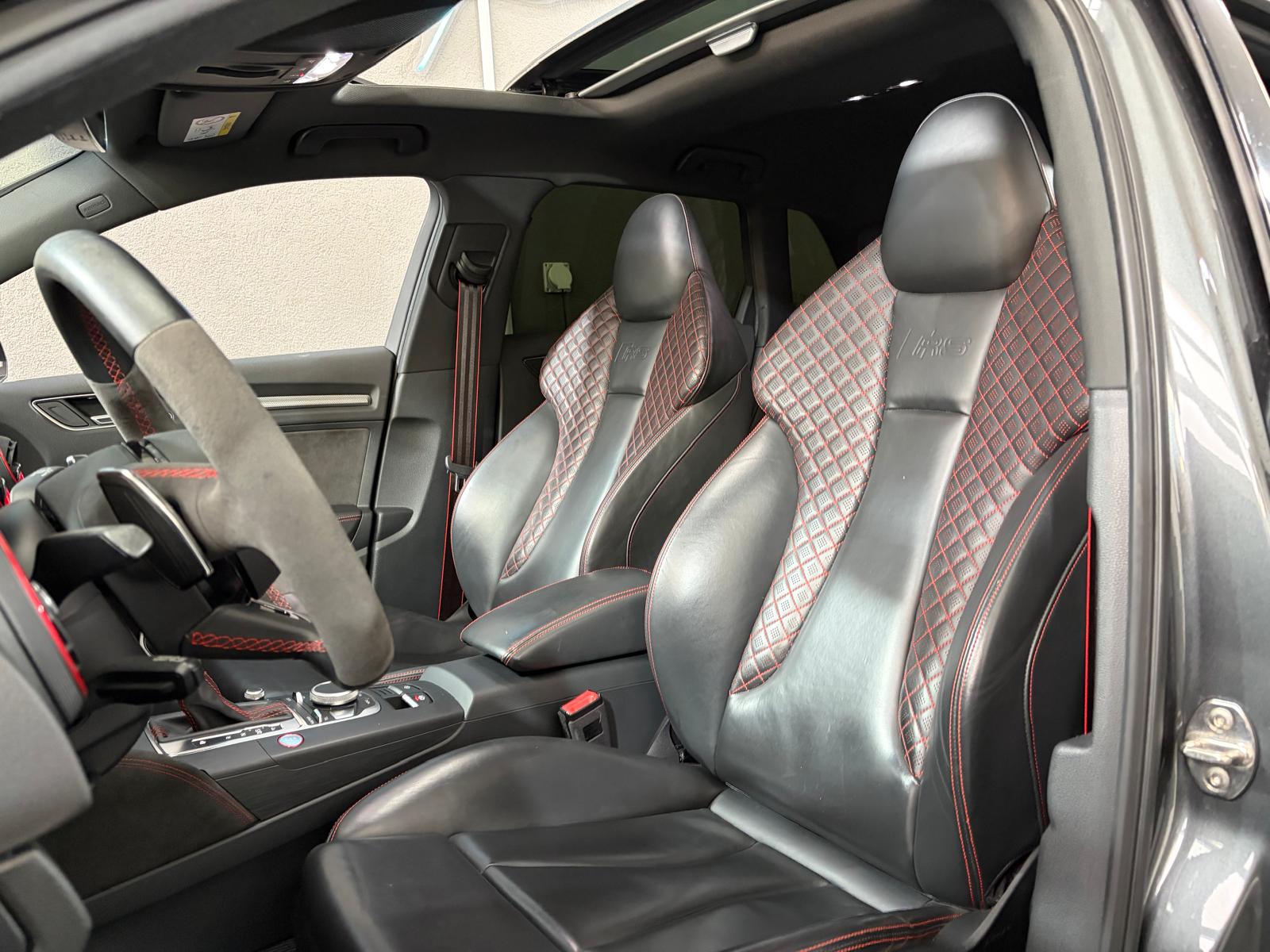 AUDI RS3 Sportback 2.5 TSI quattro S-tronic - Toit ouvrant *MFK / Service du jour*-image-8