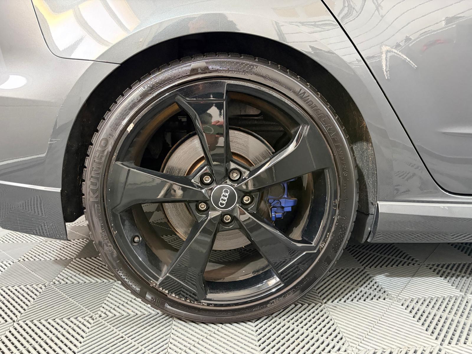 AUDI RS3 Sportback 2.5 TSI quattro S-tronic - Toit ouvrant *MFK / Service du jour*-image-27