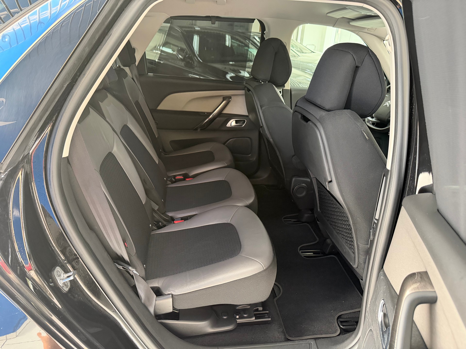 CITROEN C4 Picasso 1.6 BlueHDi Exclusive EAT6-image-16