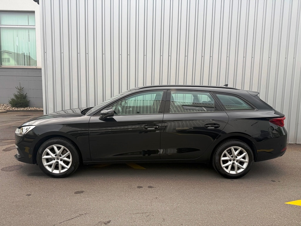 SEAT Leon ST 1.5 eTSI mHEV DSG Style-showroom-element-2