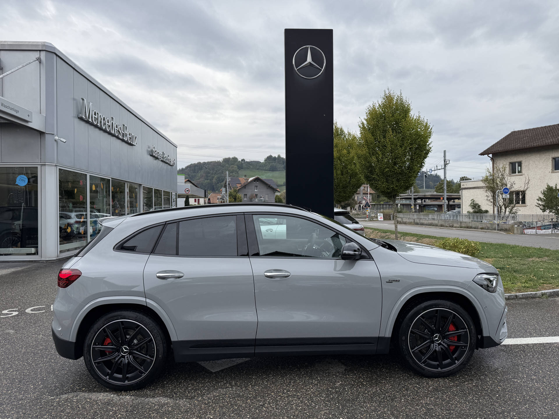 MERCEDES-BENZ GLA 35 AMG 4matic-image-10