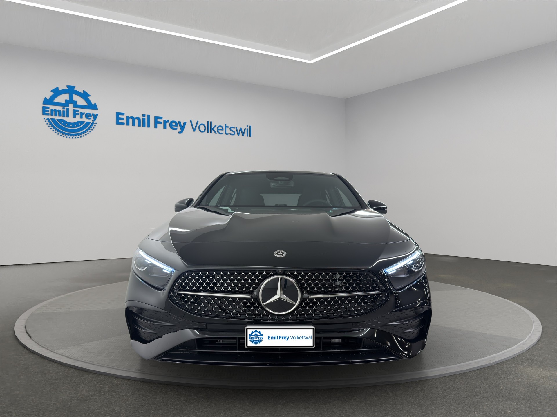MERCEDES-BENZ A 250 AMG Line 4m-image-4