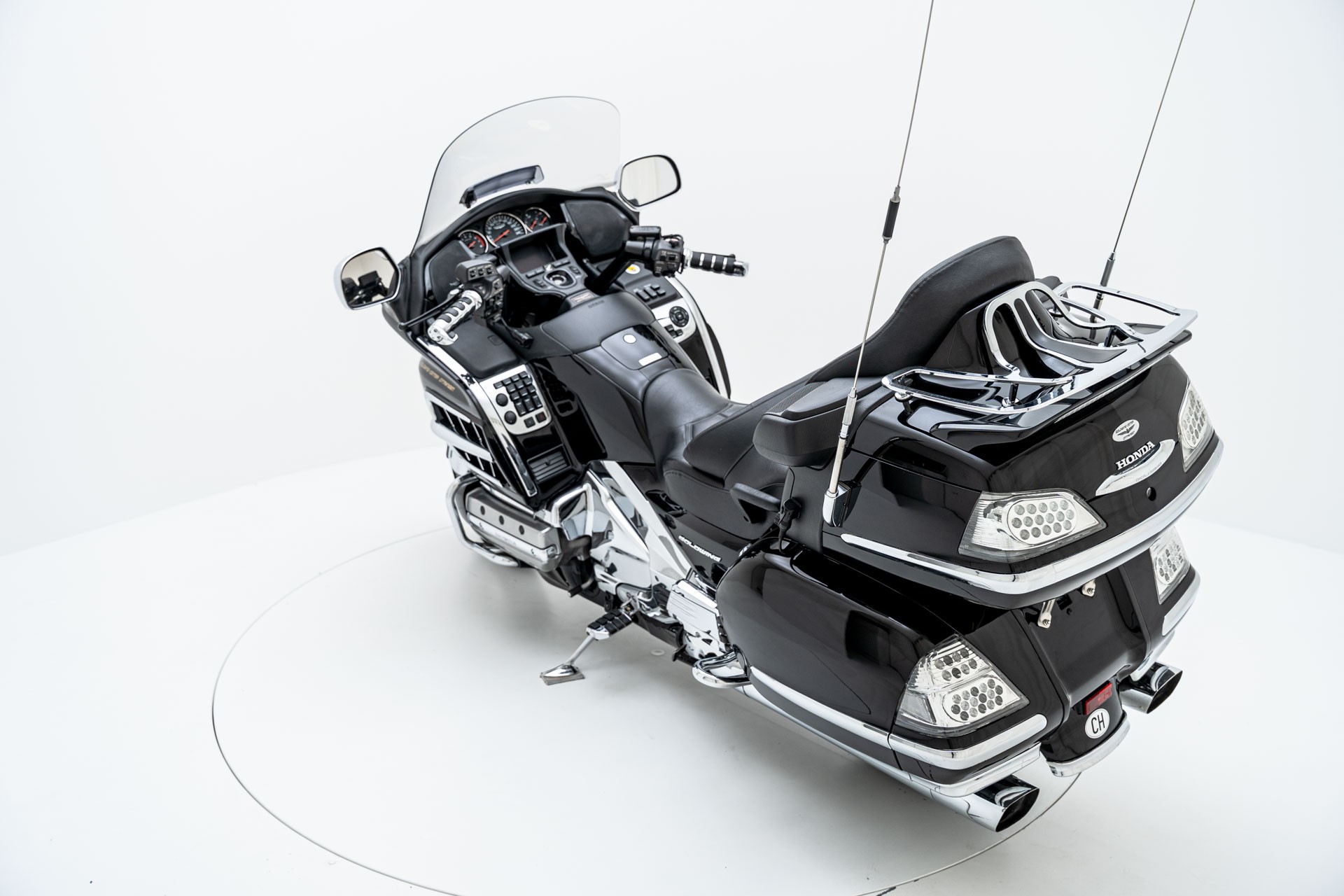 HONDA GL 1800 A Goldwing-image-4