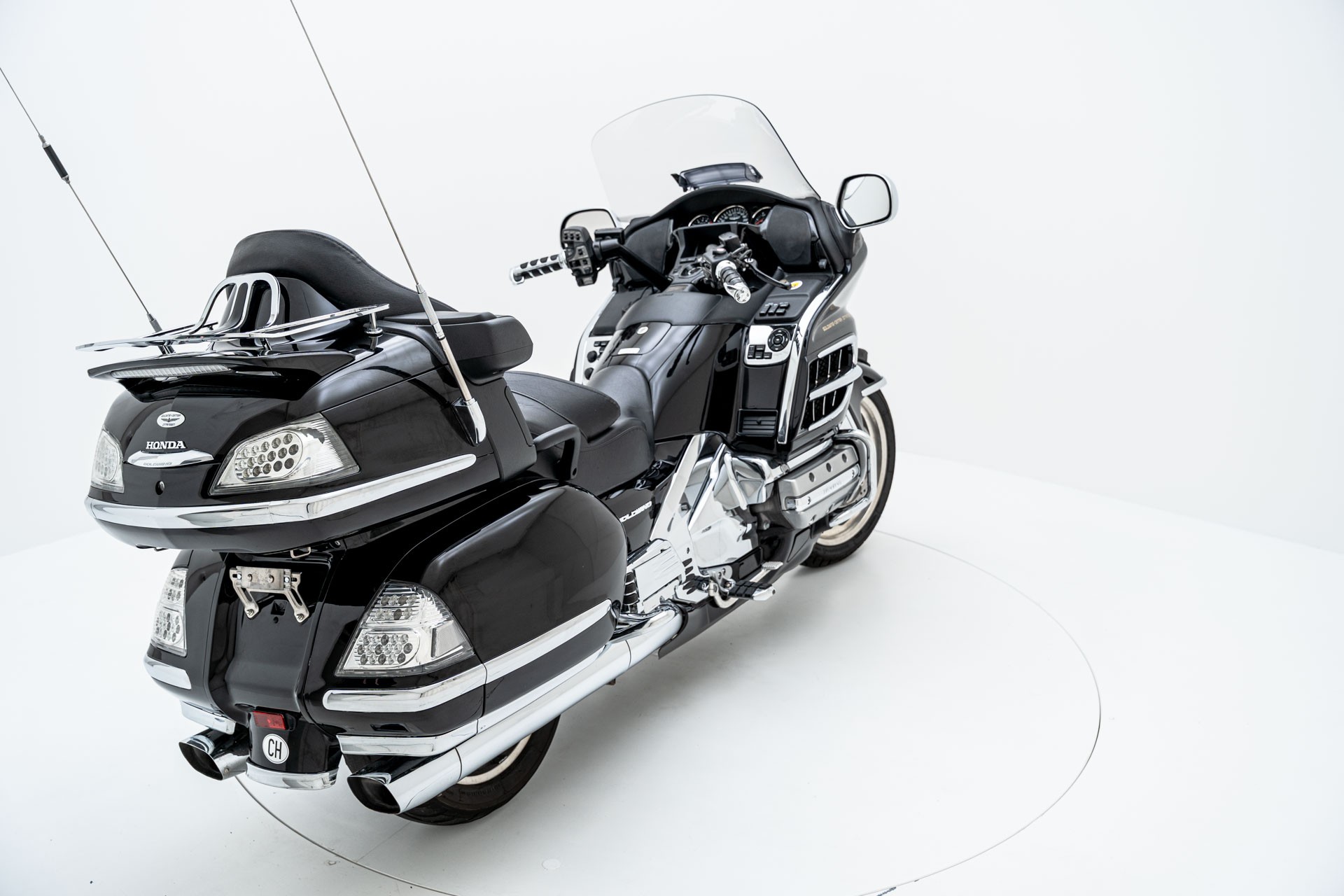 HONDA GL 1800 A Goldwing-image-3