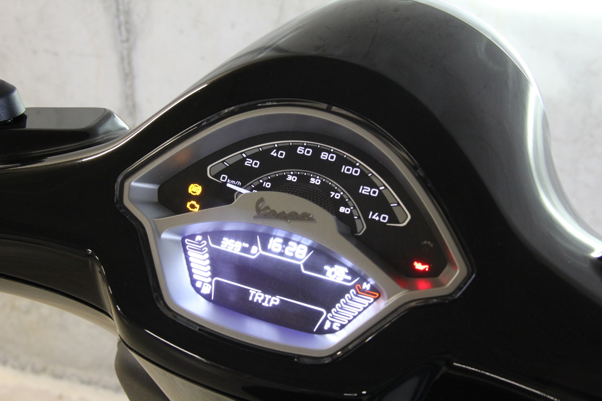 PIAGGIO Vespa 125 Primavera-image-12
