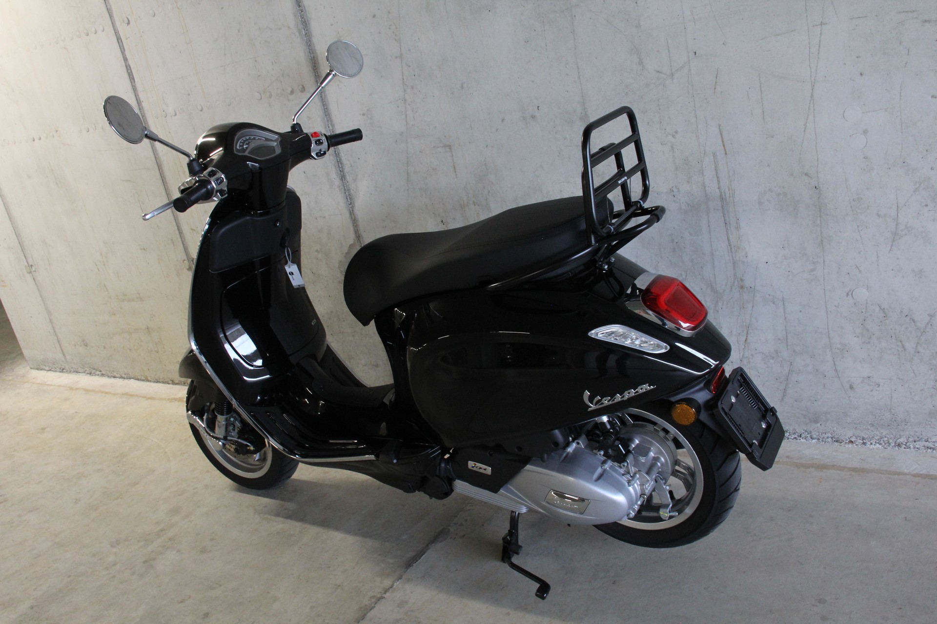 PIAGGIO Vespa 125 Primavera-image-9