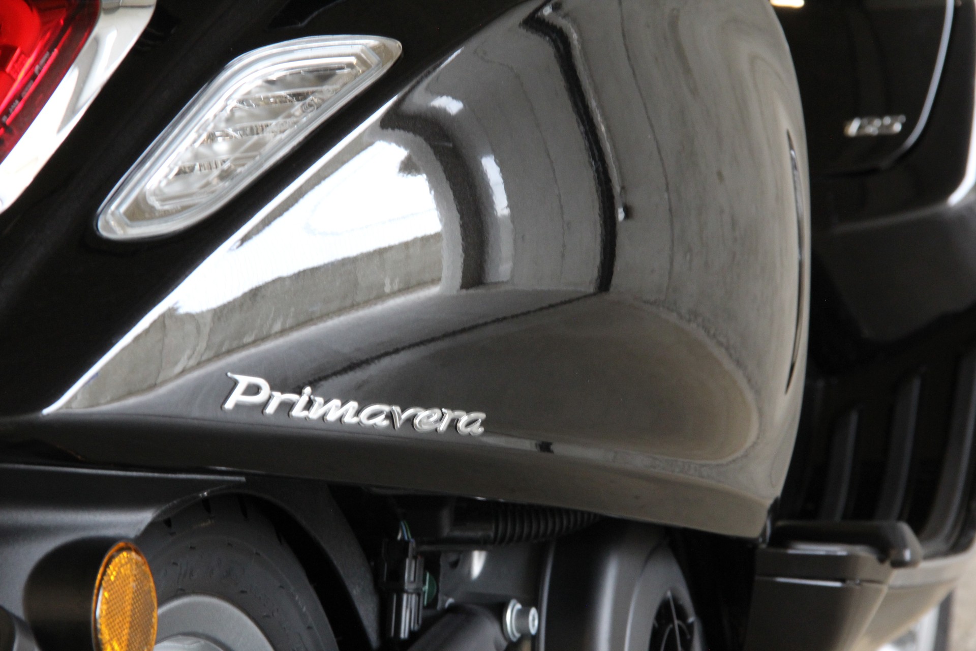 PIAGGIO Vespa 125 Primavera-image-14