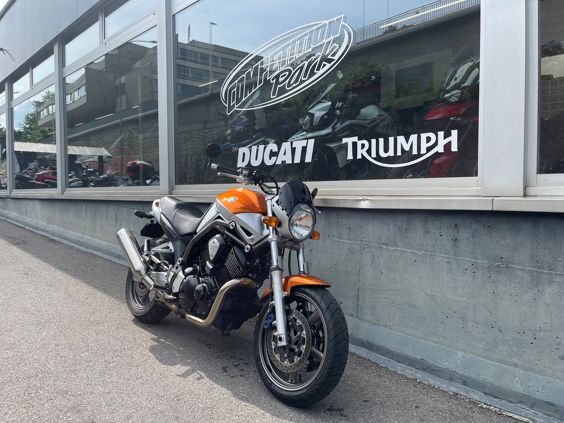 YAMAHA BT 1100 Bulldog-image-1