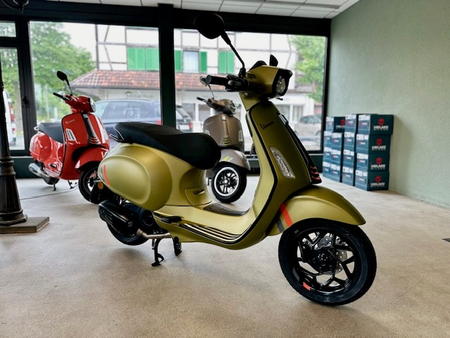PIAGGIO Vespa 125 Sprint Sport ABS-image-1
