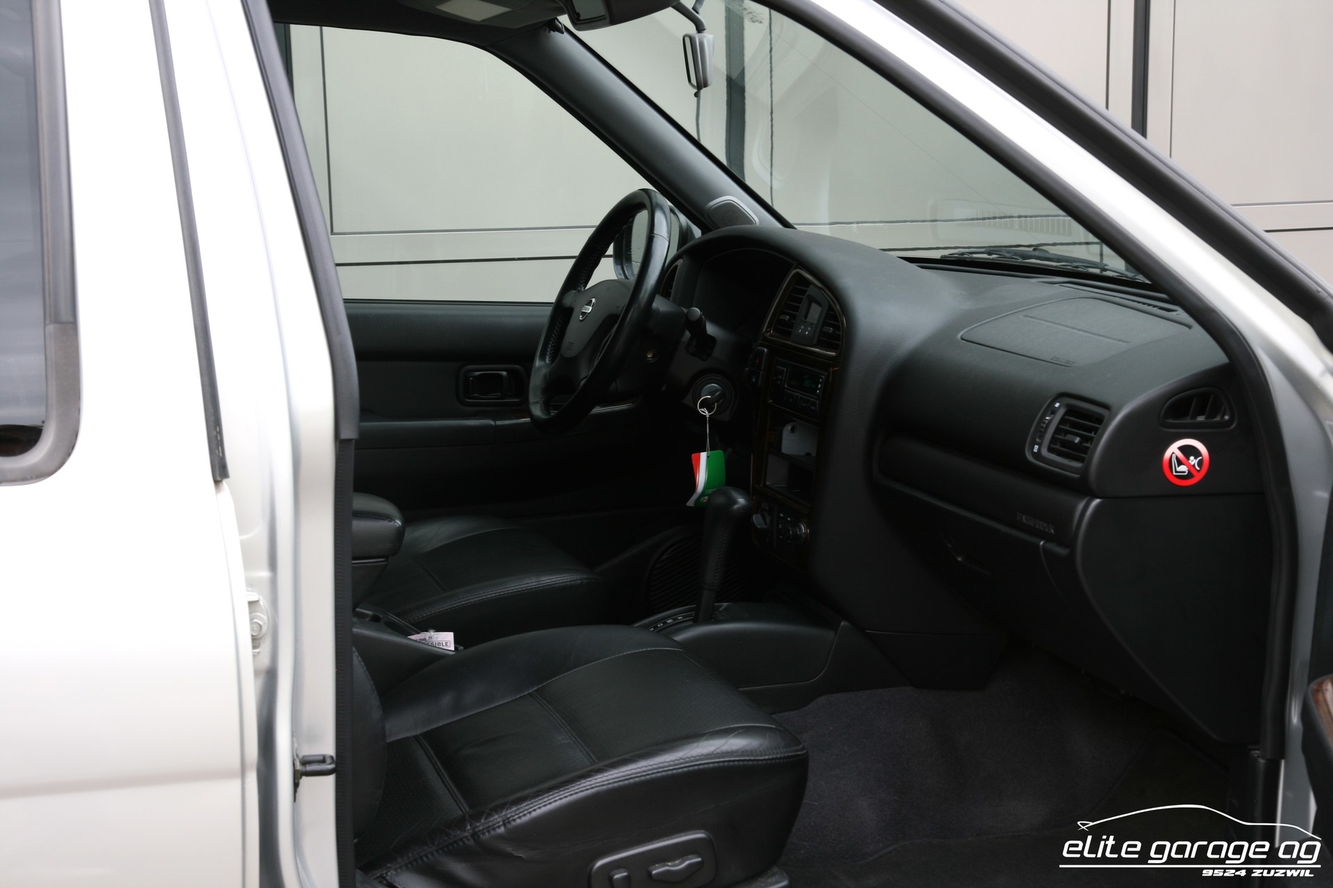 NISSAN Pathfinder 3.5 Executive Limited Edition V6-image-12