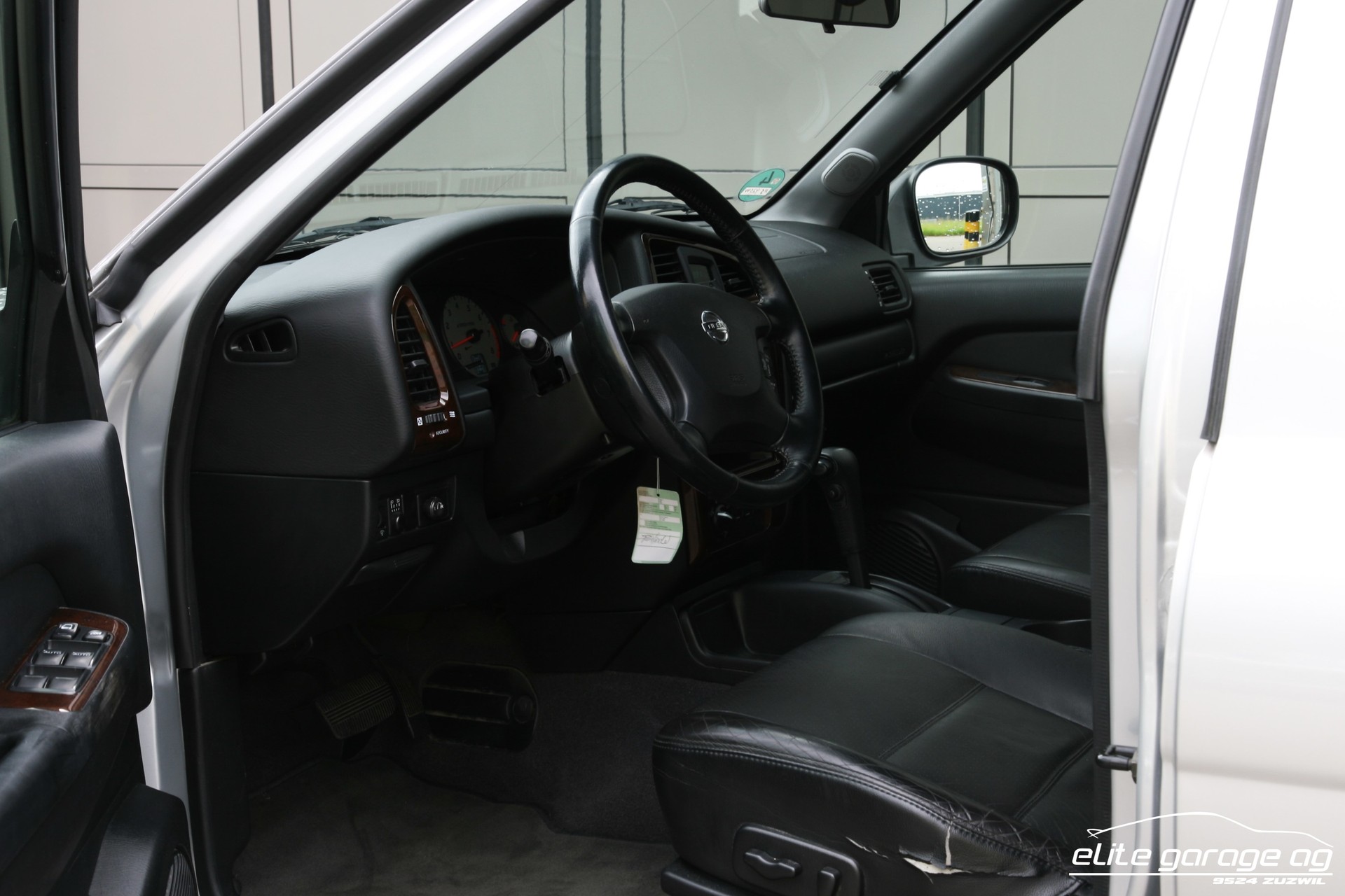 NISSAN Pathfinder 3.5 Executive Limited Edition V6-image-10