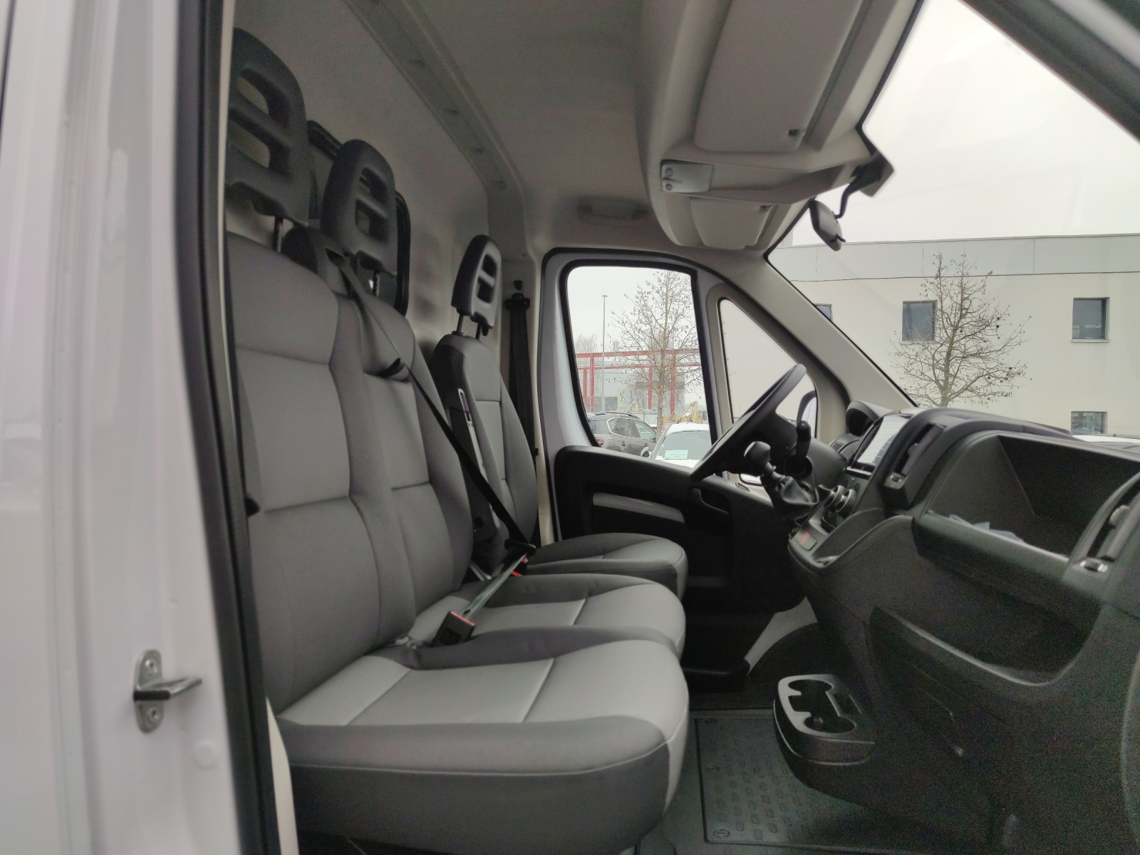 PEUGEOT Boxer Kaw. 333 L2H2 2.2 BlueHDi 140 S/S-image-5