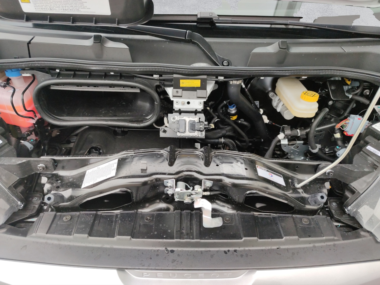 PEUGEOT Boxer Kaw. 333 L2H2 2.2 BlueHDi 140 S/S-image-8