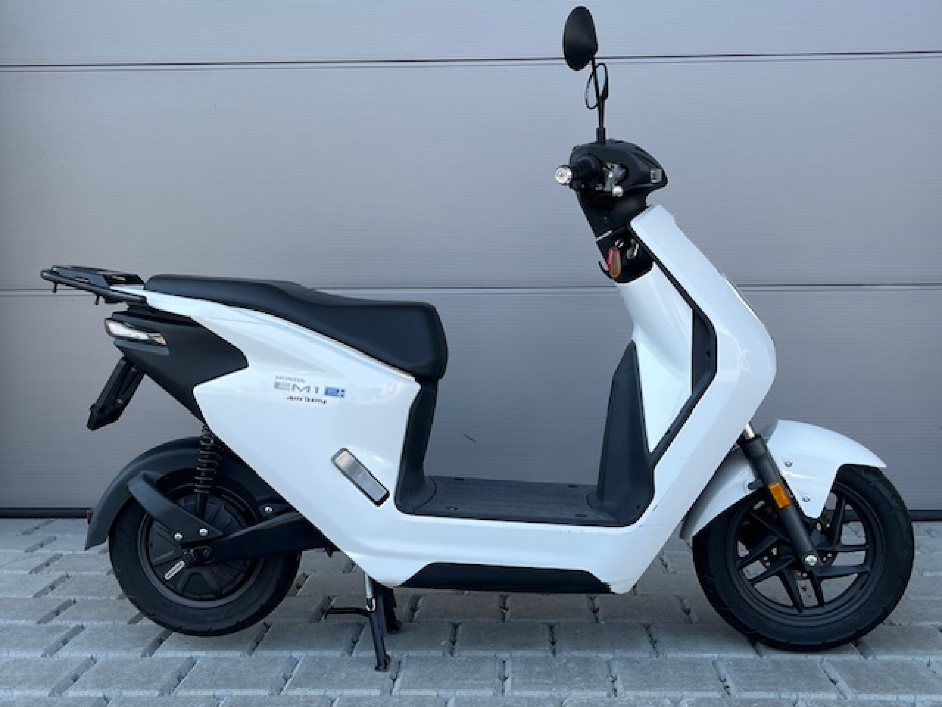 HONDA EM1 e-image-0