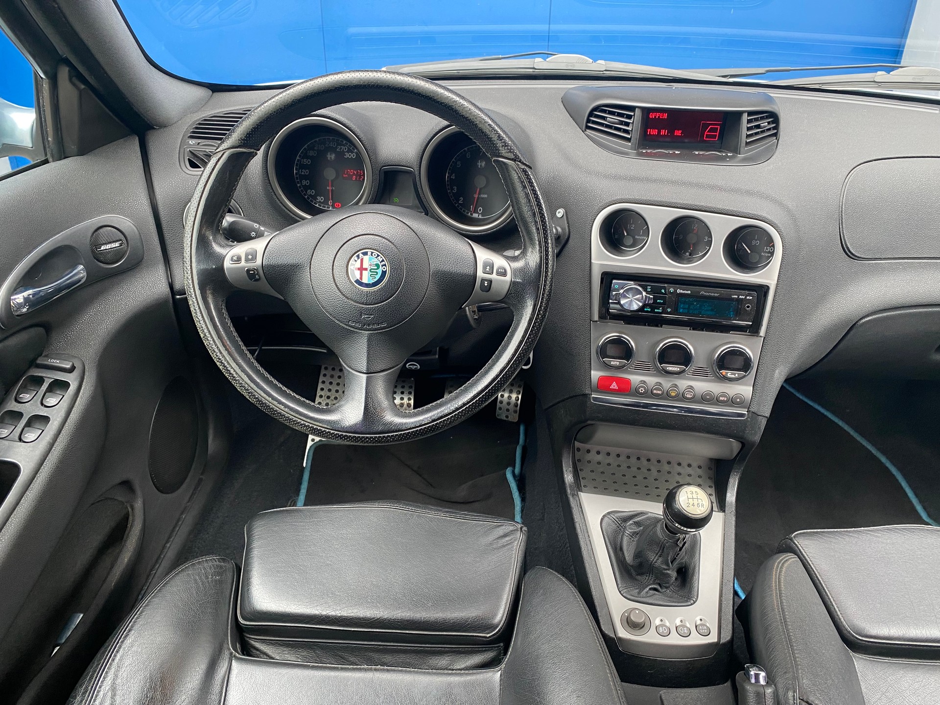 ALFA ROMEO 156 Sportwagon 3.2 V6 GTA-image-8