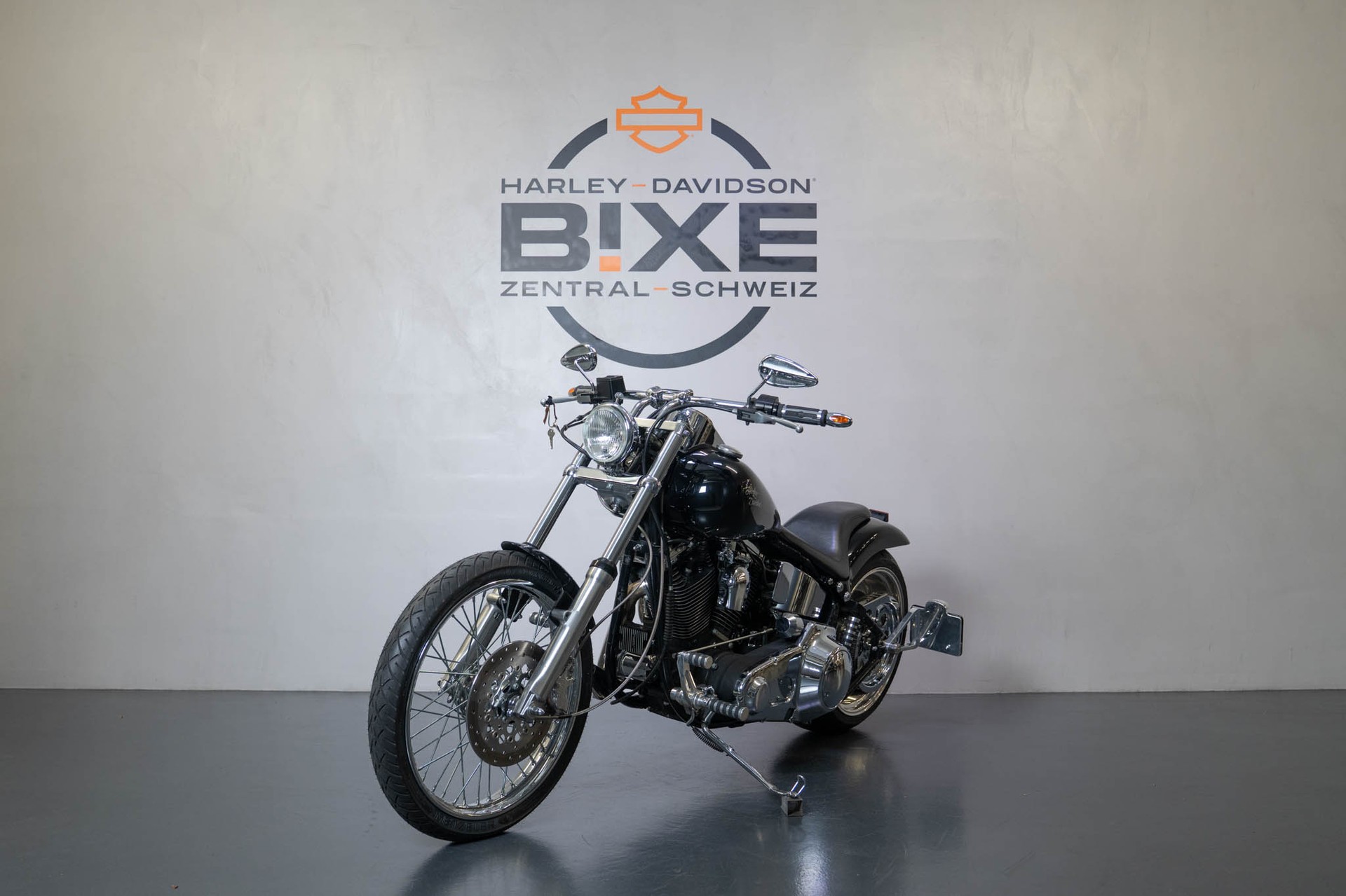 HARLEY-DAVIDSON FLST Heritage Softail-image-2