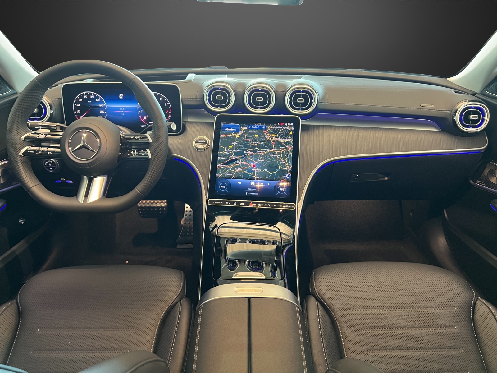 MERCEDES-BENZ C 300 4 Matic-image-9