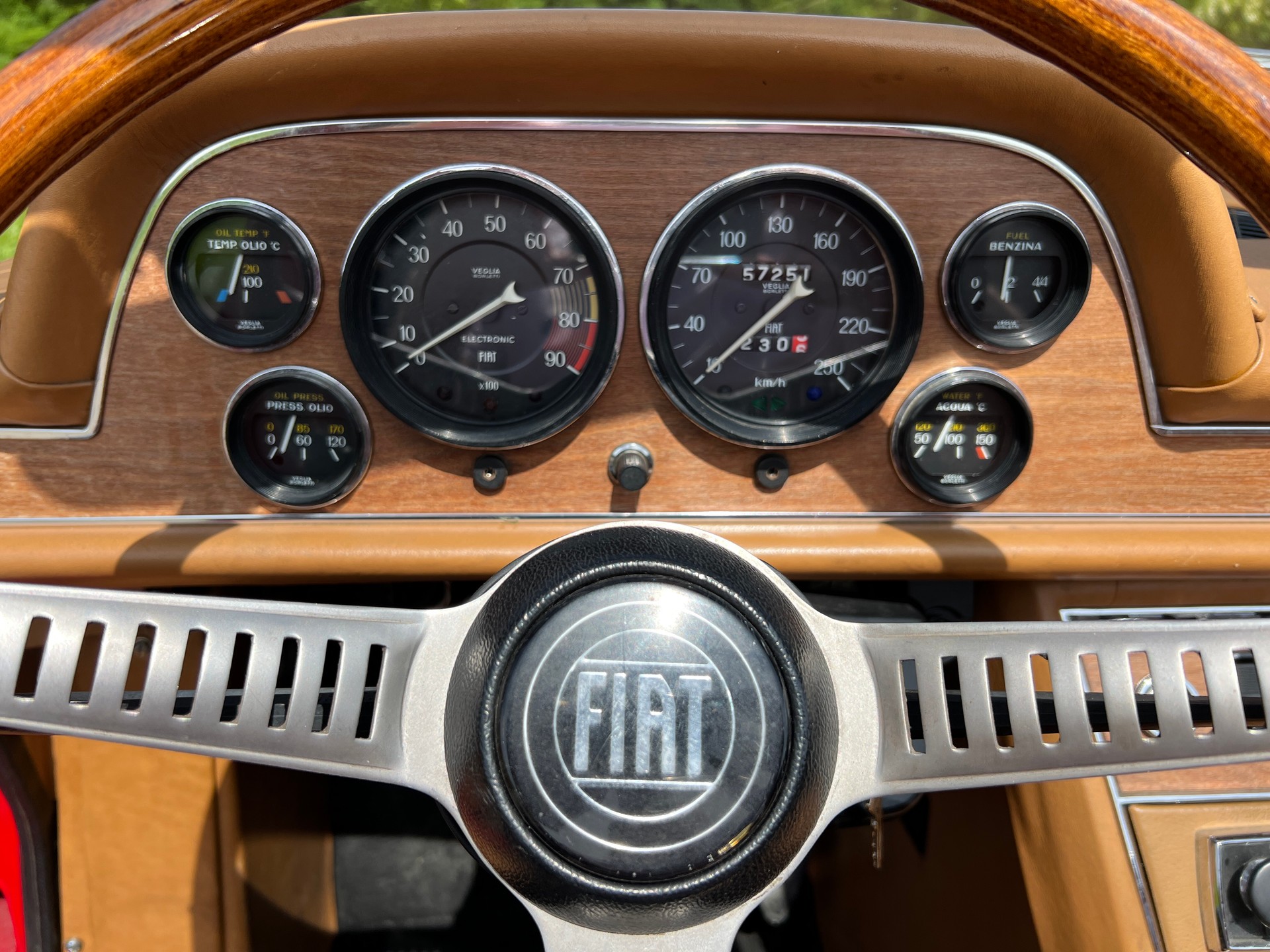 FIAT DINO Spider-image-8