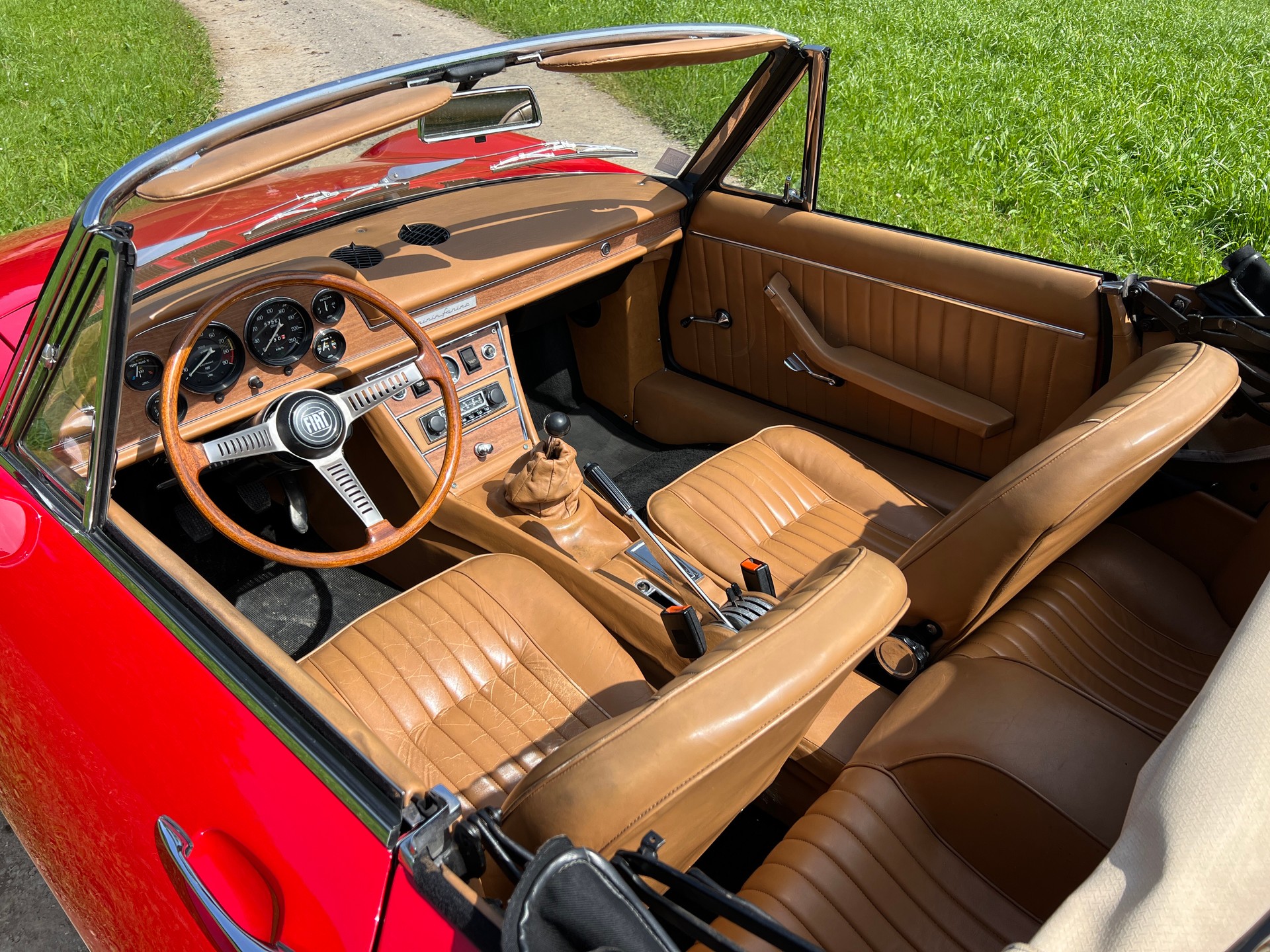 FIAT DINO Spider-image-6