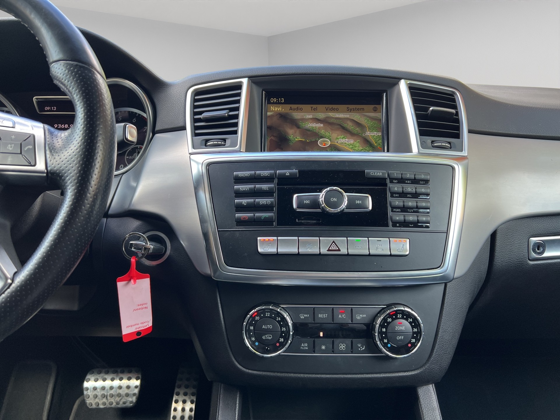 MERCEDES-BENZ ML 350 BlueEfficiency Edition 4Matic 7G-Tronic-image-5
