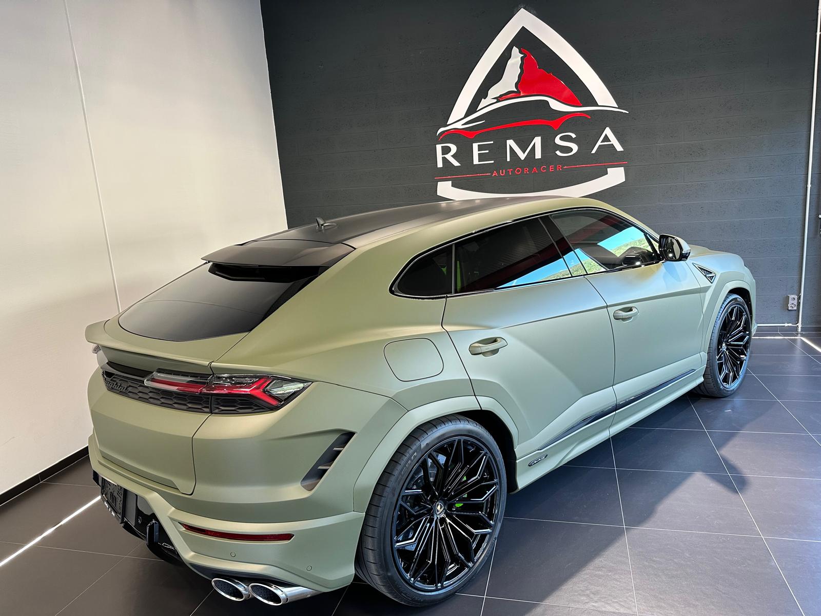 LAMBORGHINI URUS SE-image-7