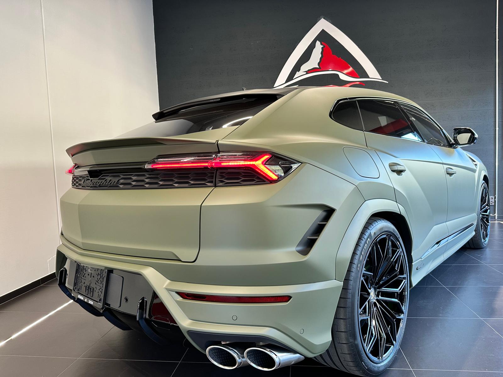 LAMBORGHINI URUS SE-image-5