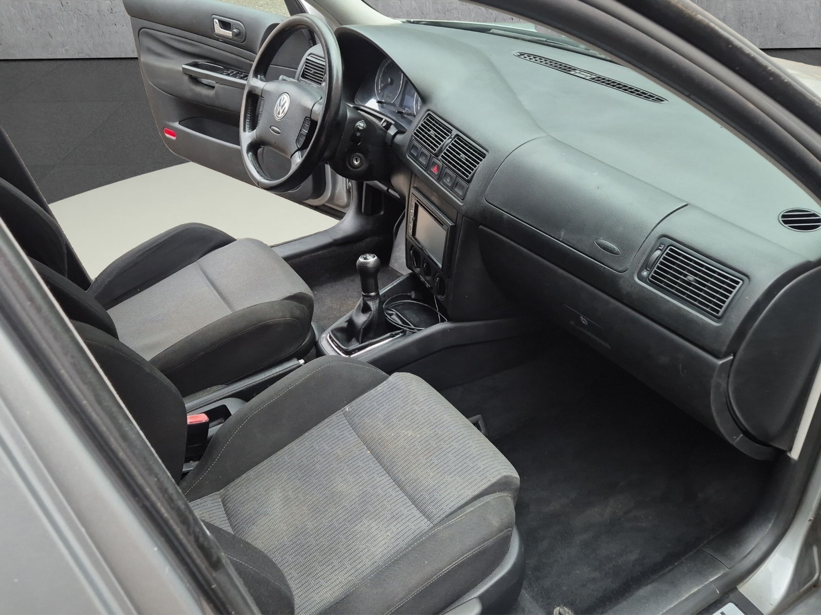 VW Golf Variant 1.6 16V Comfortline-image-11