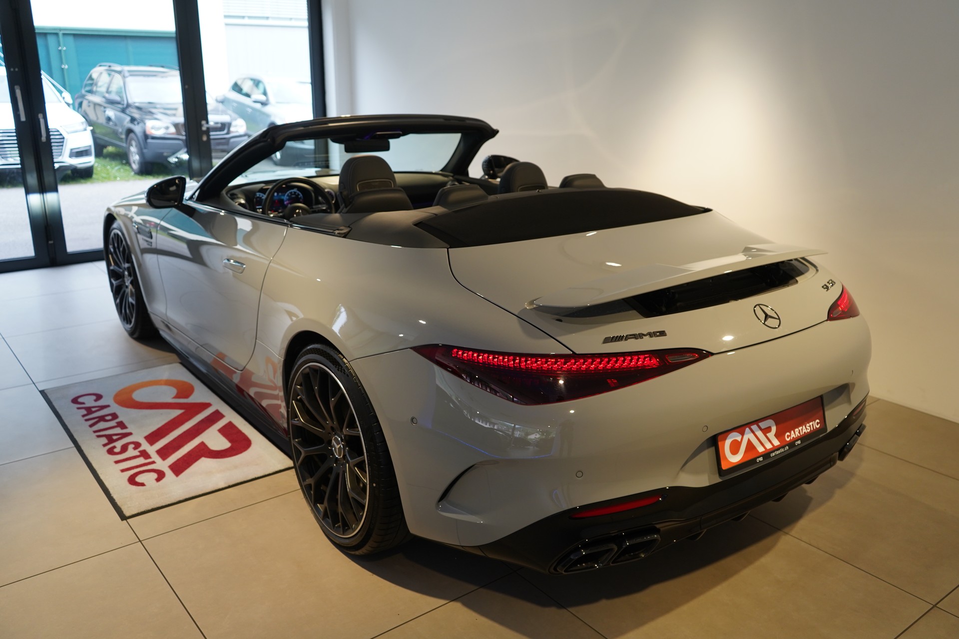 MERCEDES-BENZ AMG SL 63 4M Speedshift MCT-showroom-element-3