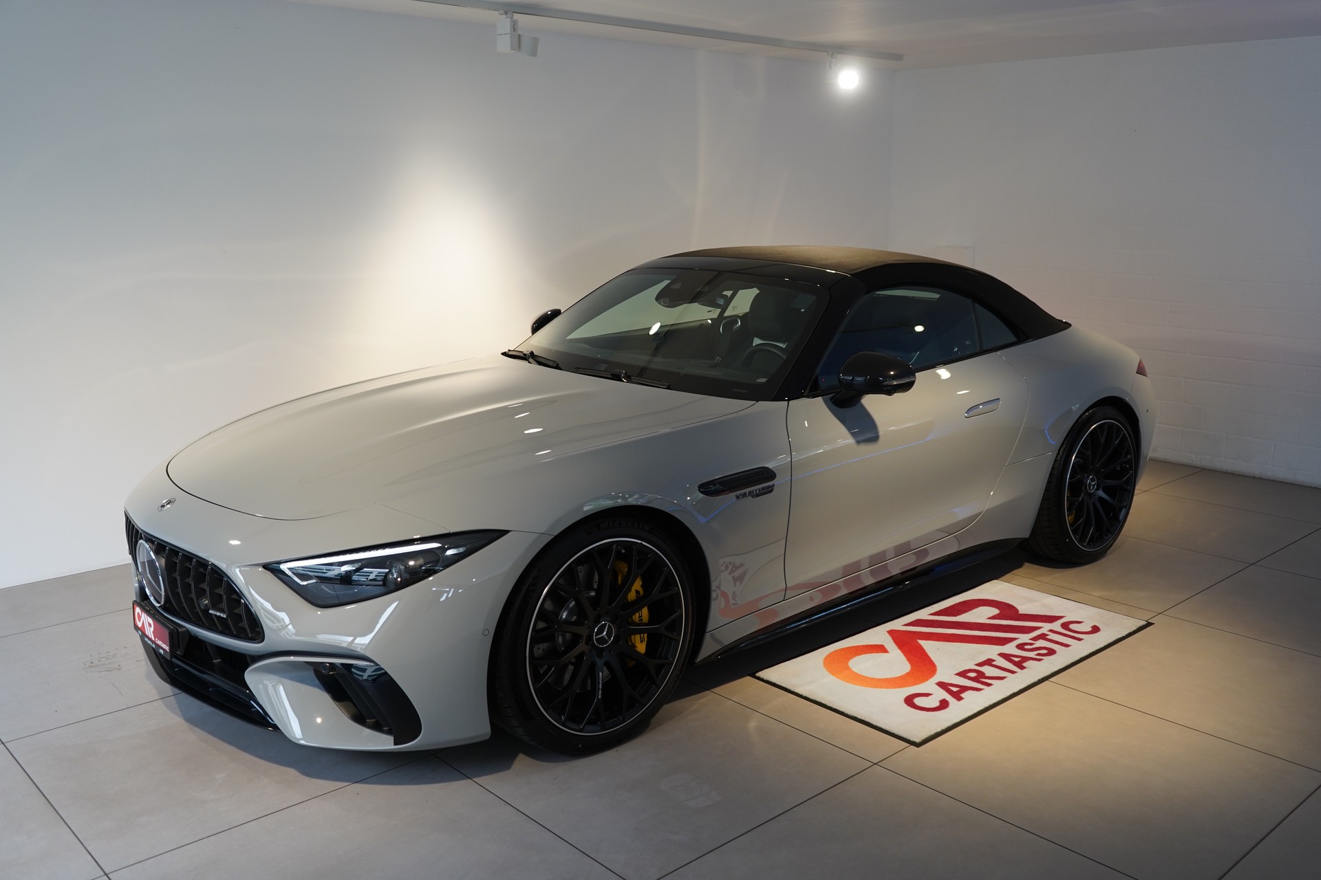 MERCEDES-BENZ AMG SL 63 4M Speedshift MCT-showroom-element-1