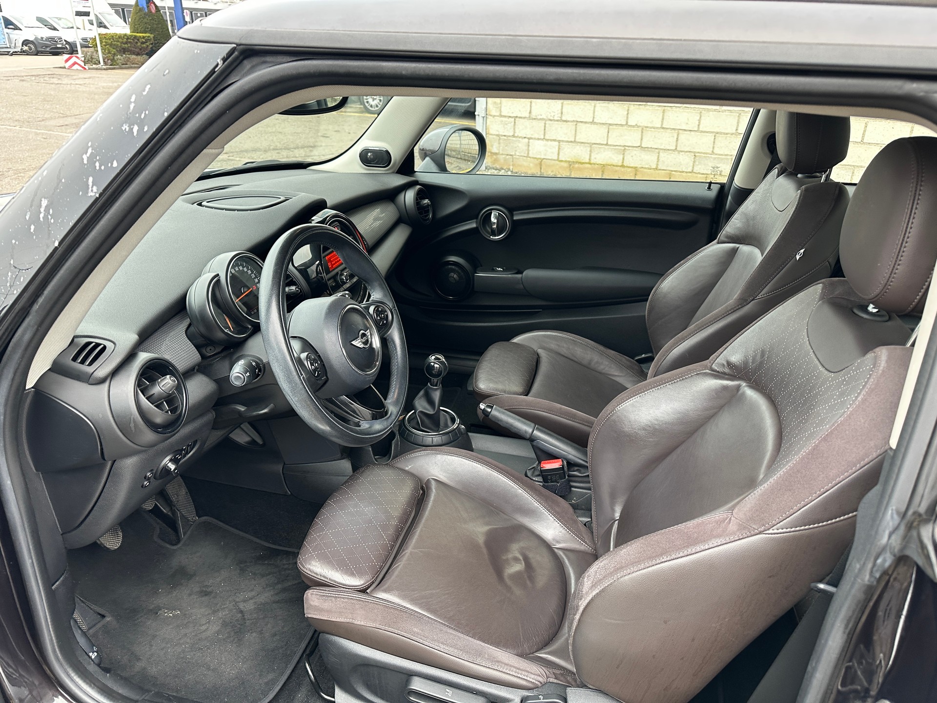 MINI Cooper-image-6