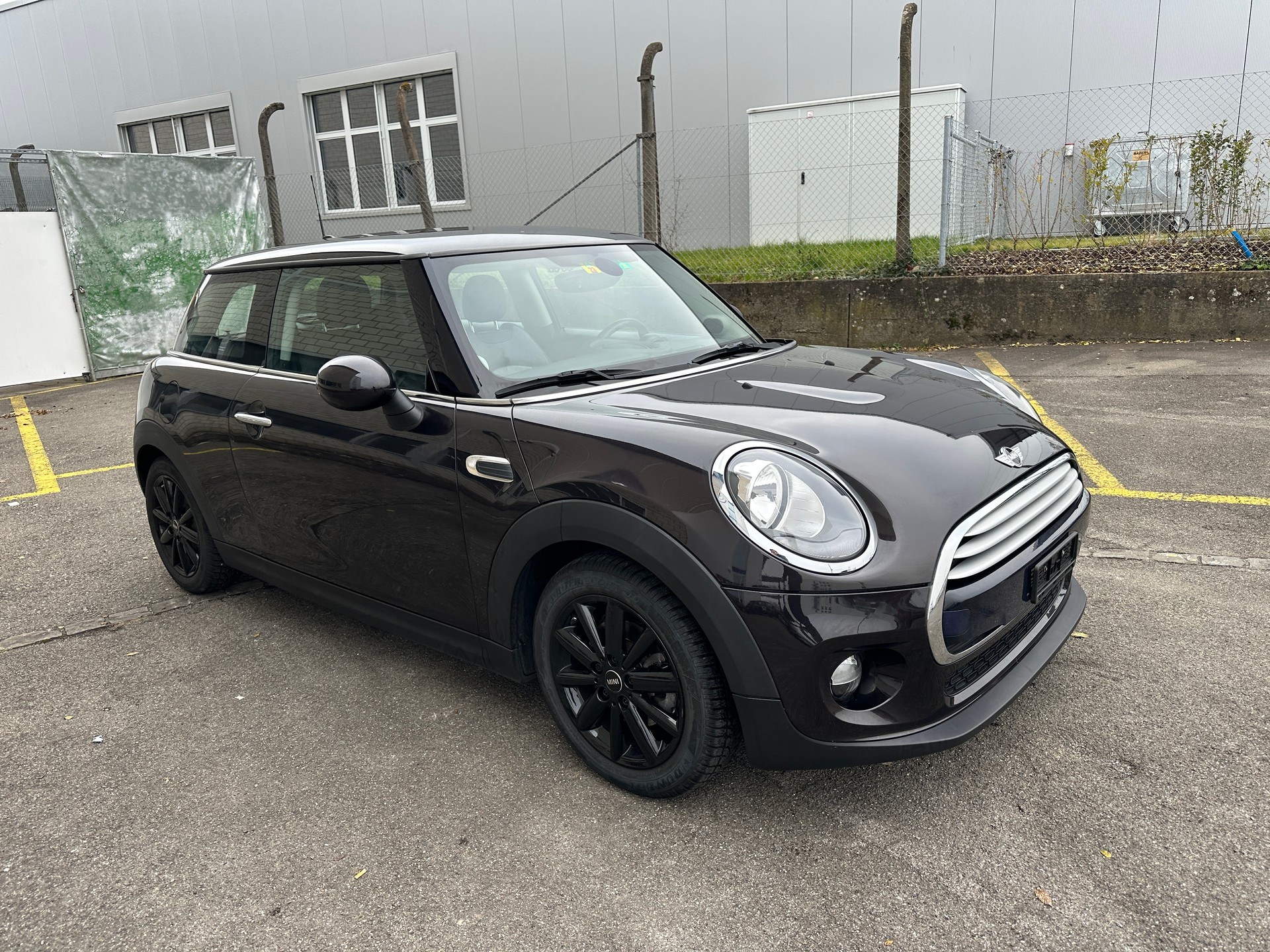 MINI Cooper-image-2